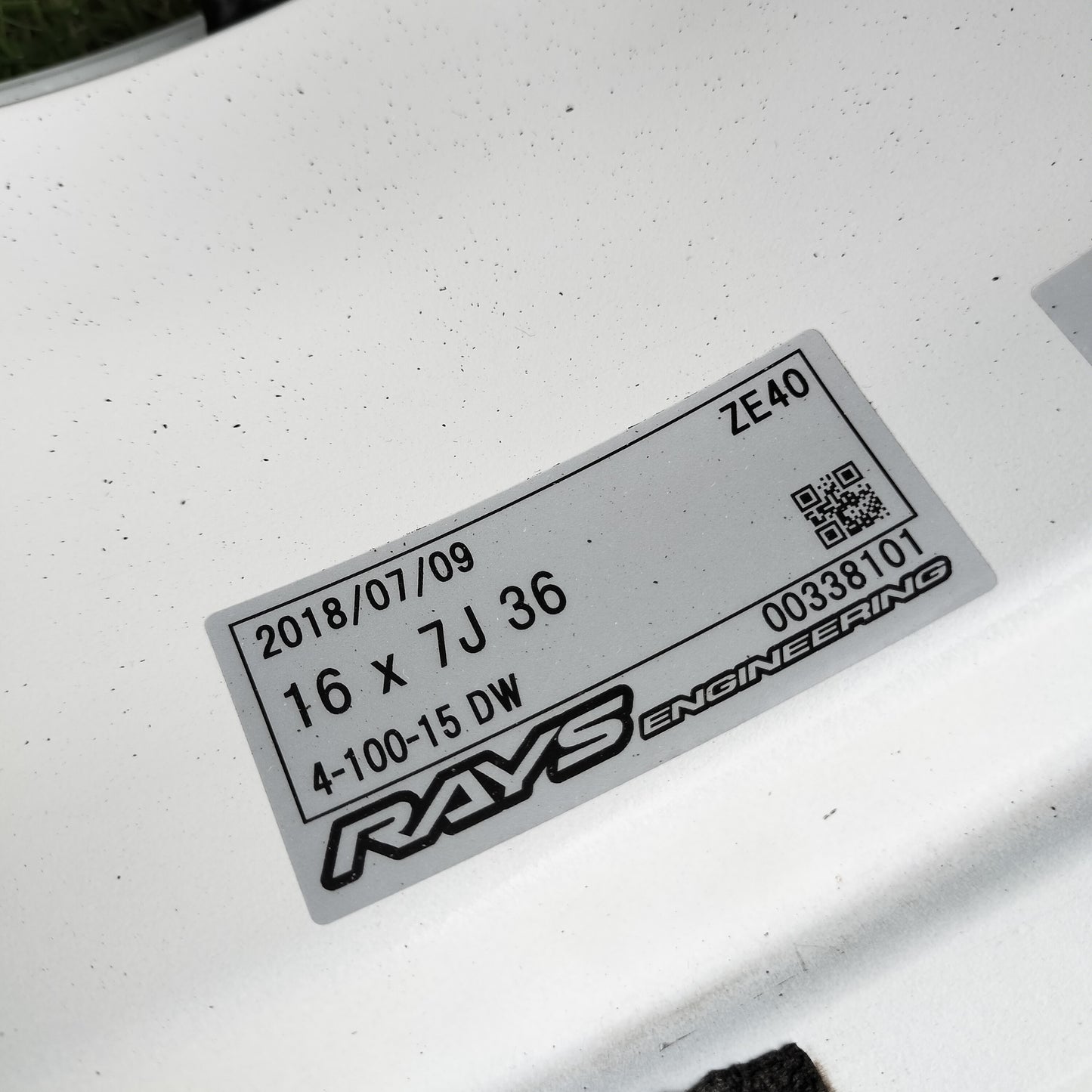 Rays Volk Racing ZE40 16x7+36 4x100