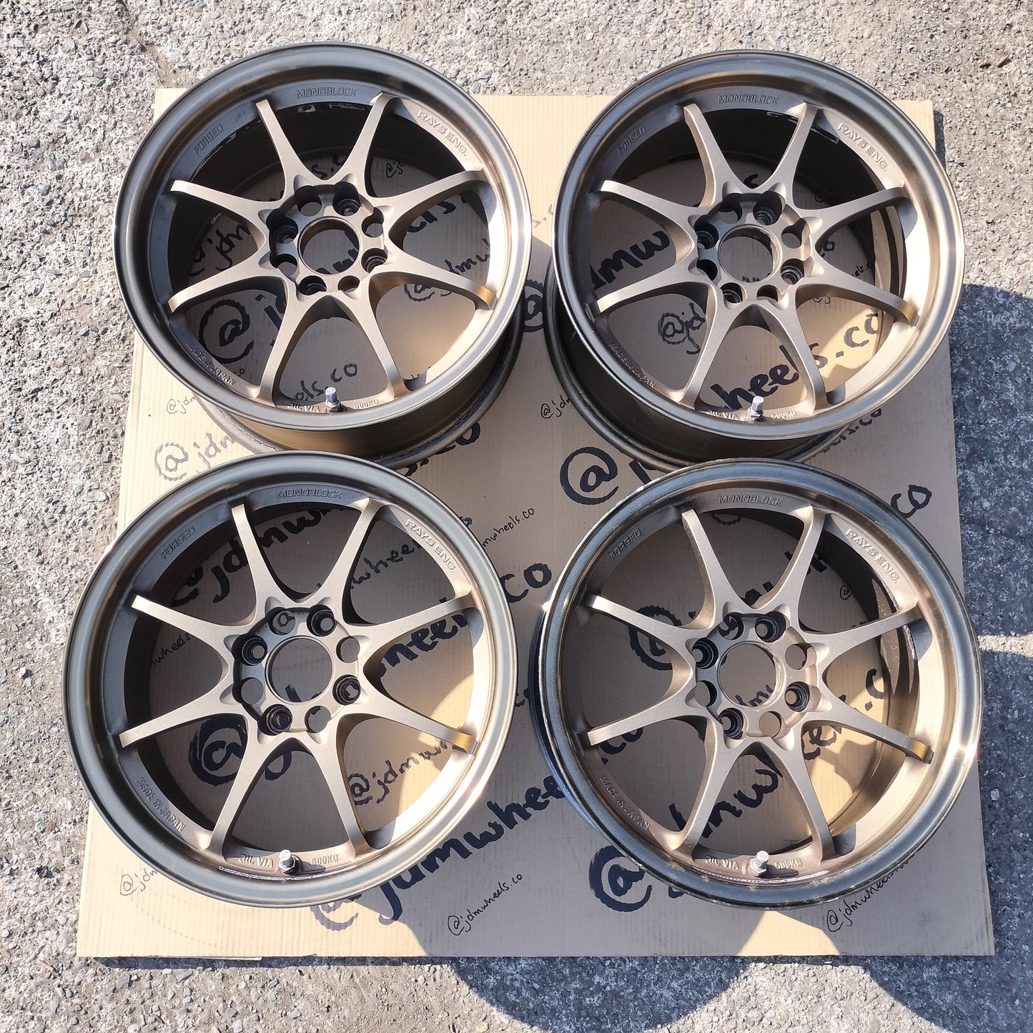 Rays Volk Racing CE28N 15x7+28 4x100