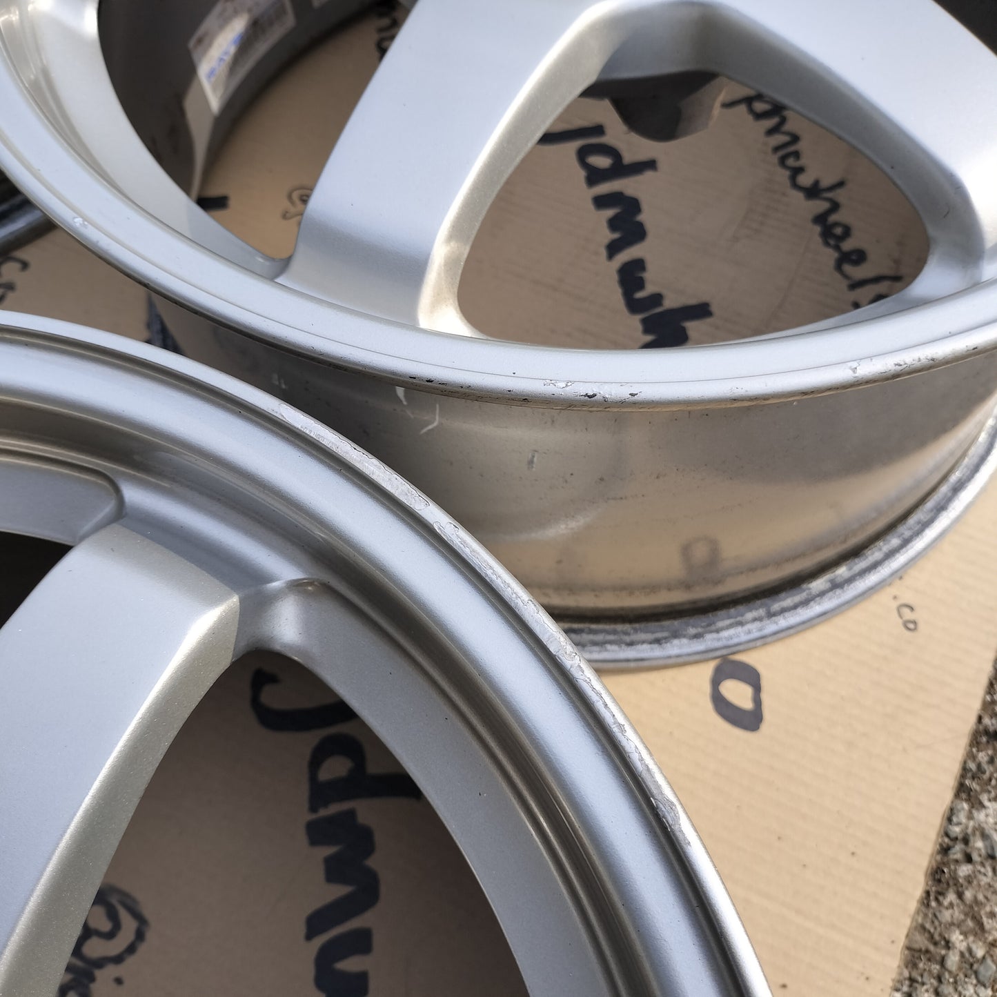 Rays Volk TE37 17x8.5+30 5x114.3