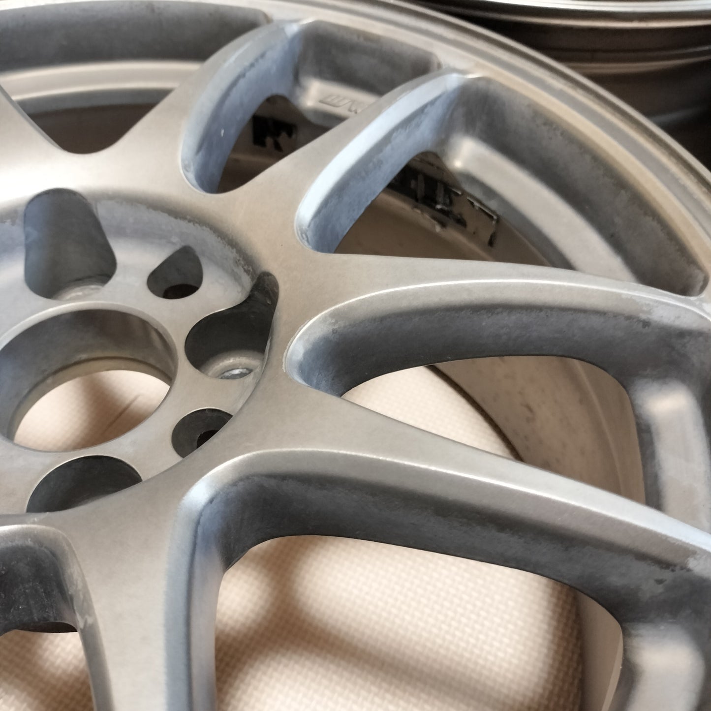 Work Emotion CR Kai 16x7+25 4x100