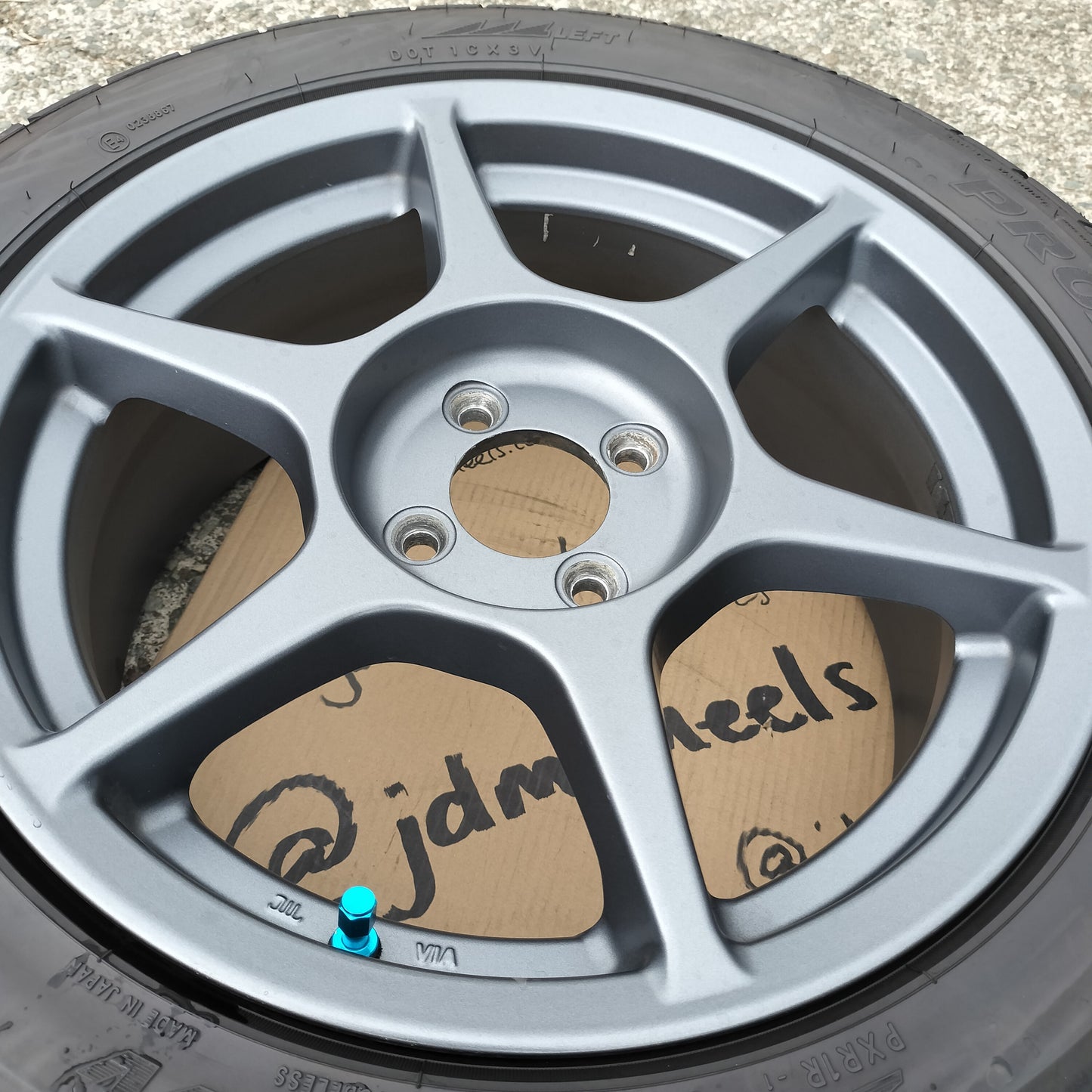 Buddy Club P1 Racing 16x7+43 4x100