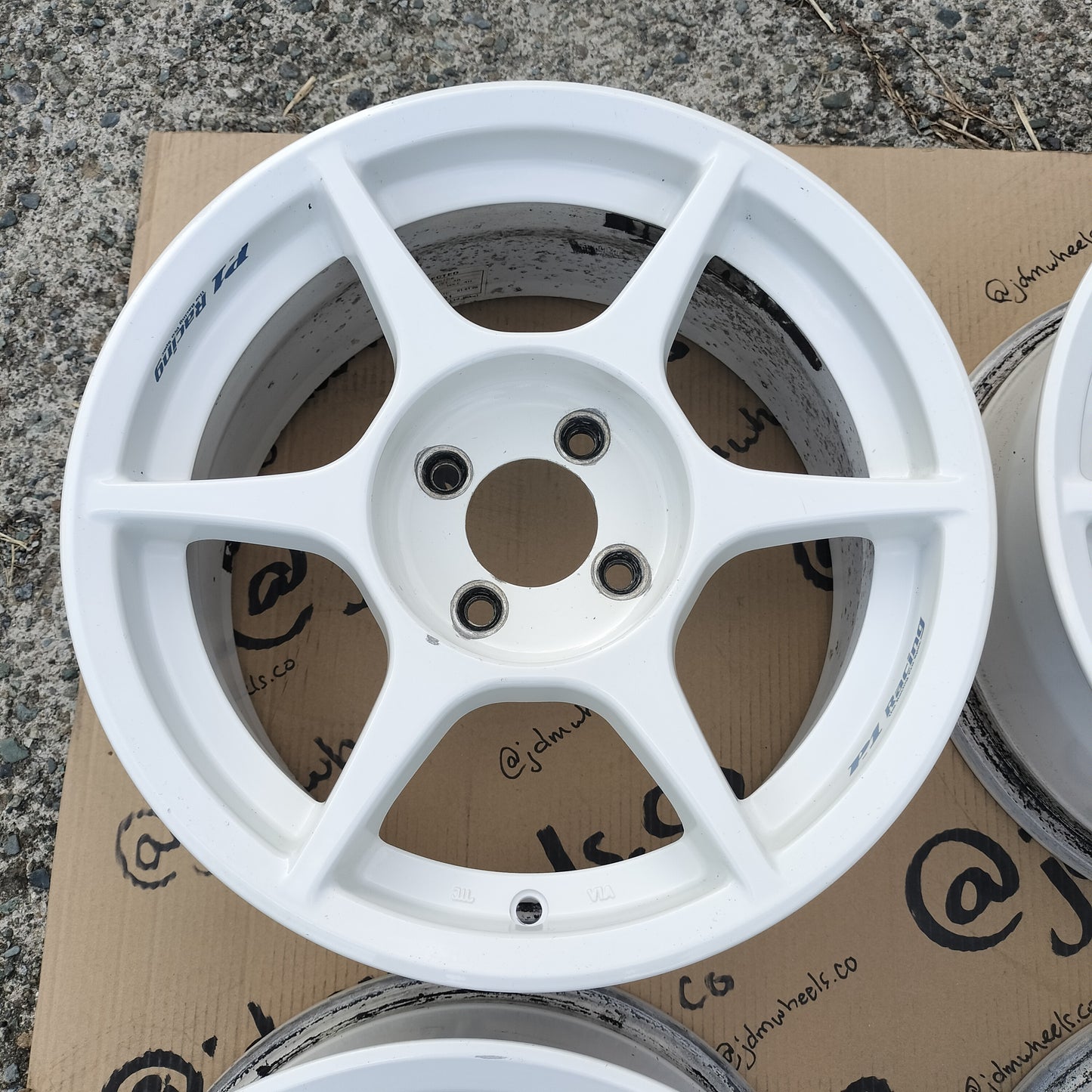 Buddy Club P1 Racing 15x7+38 4x100