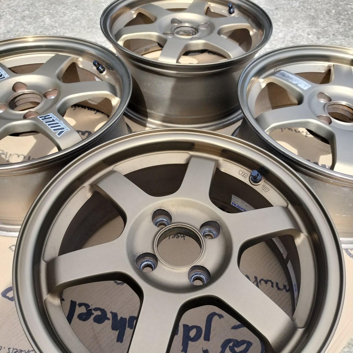 Rays Volk TE37 15x6.5+35 4x100