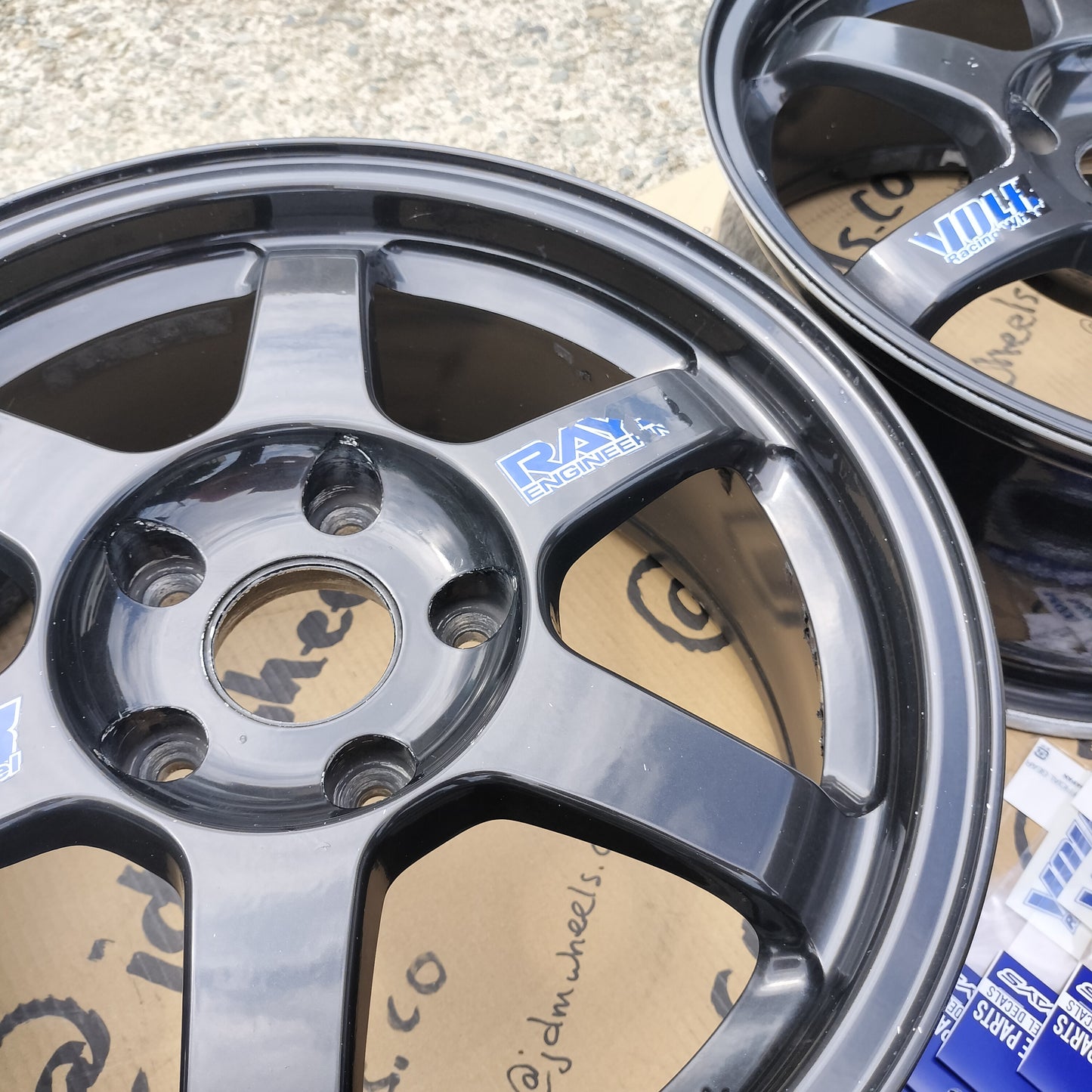 Rays Volk Racing TE37 16x7+33 5x114.3