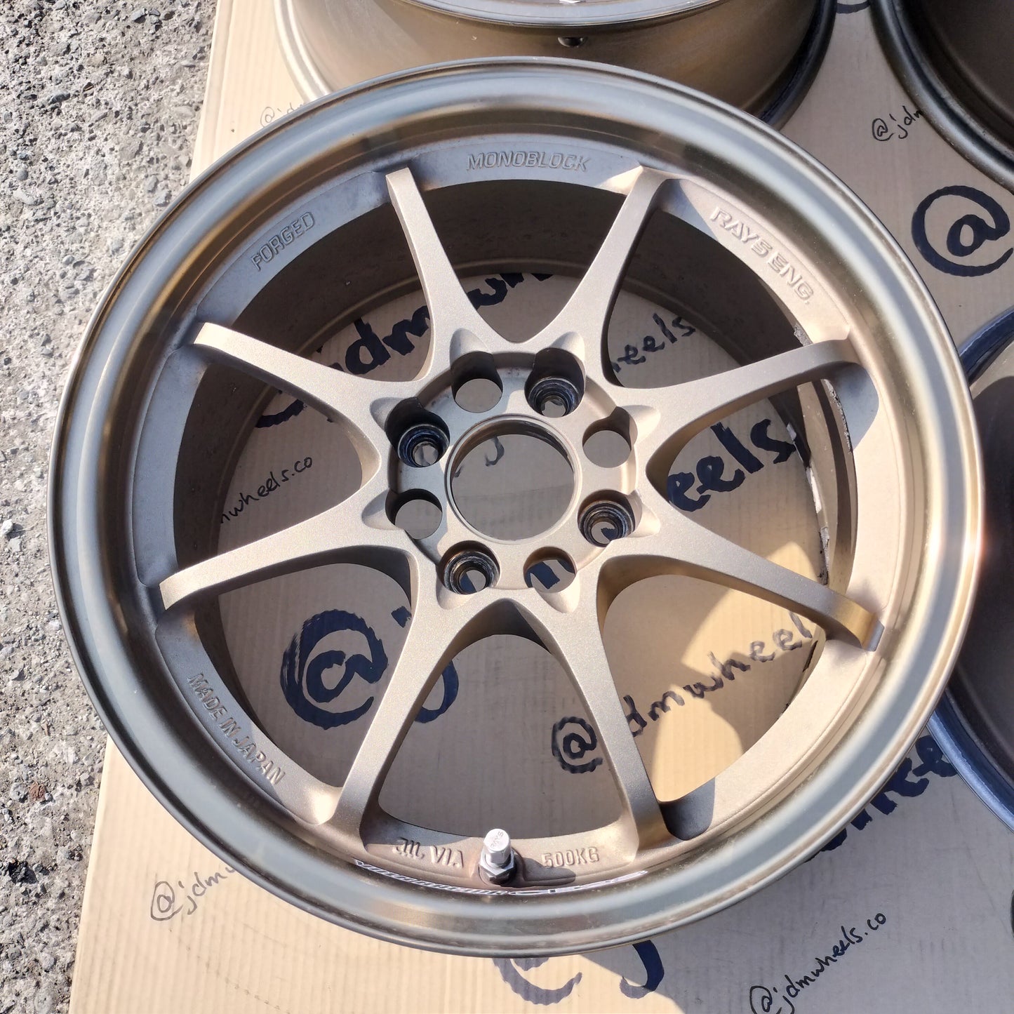 Rays Volk Racing CE28N 15x7+28 4x100