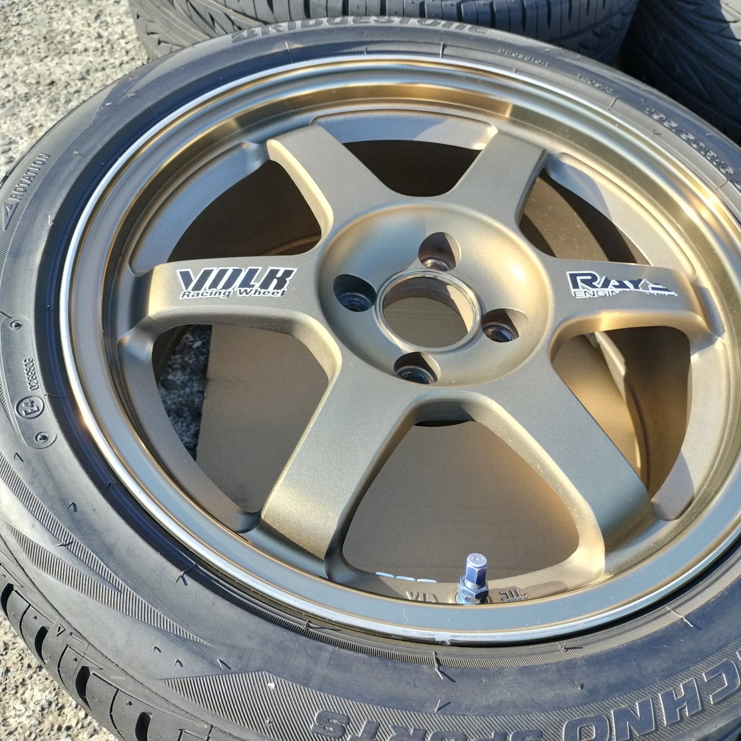 Rays Volk Racing TE37 16x7+33 4x100