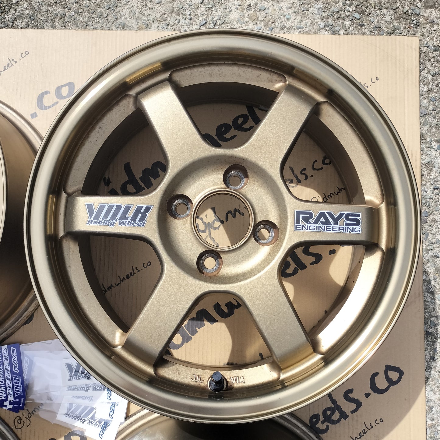 Rays Volk TE37 15x6.5+35 4x100