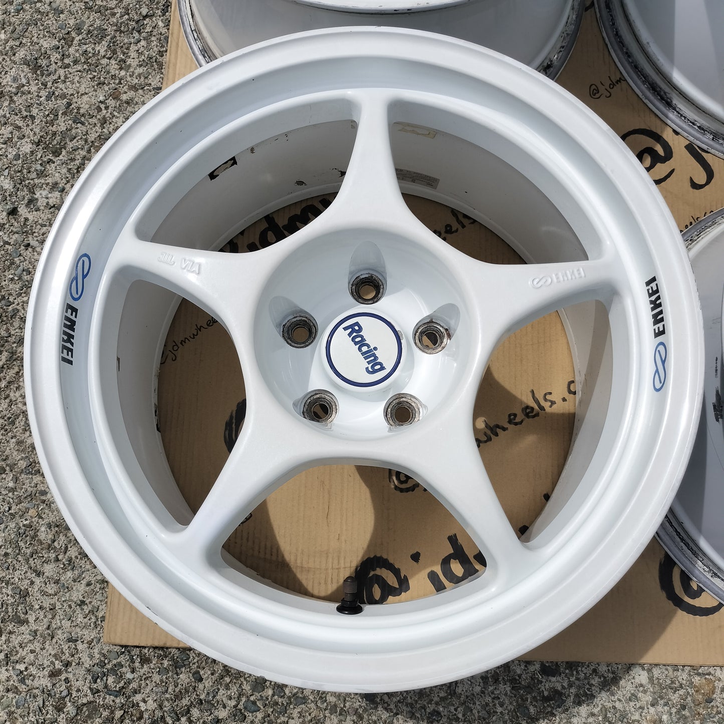 Enkei RP01 17x9+22 5x114.3