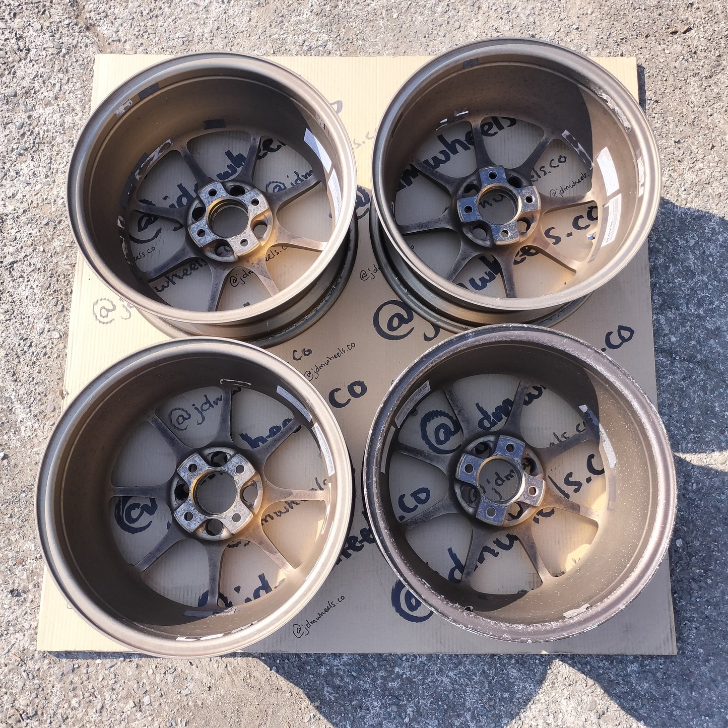 Rays Volk Racing CE28N 15x7+28 4x100