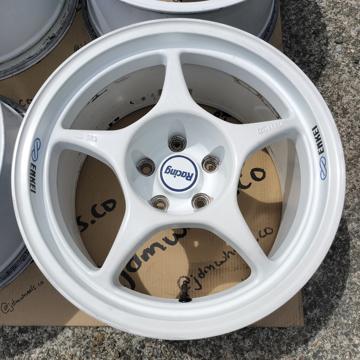 Enkei RP01 17x9+22 5x114.3