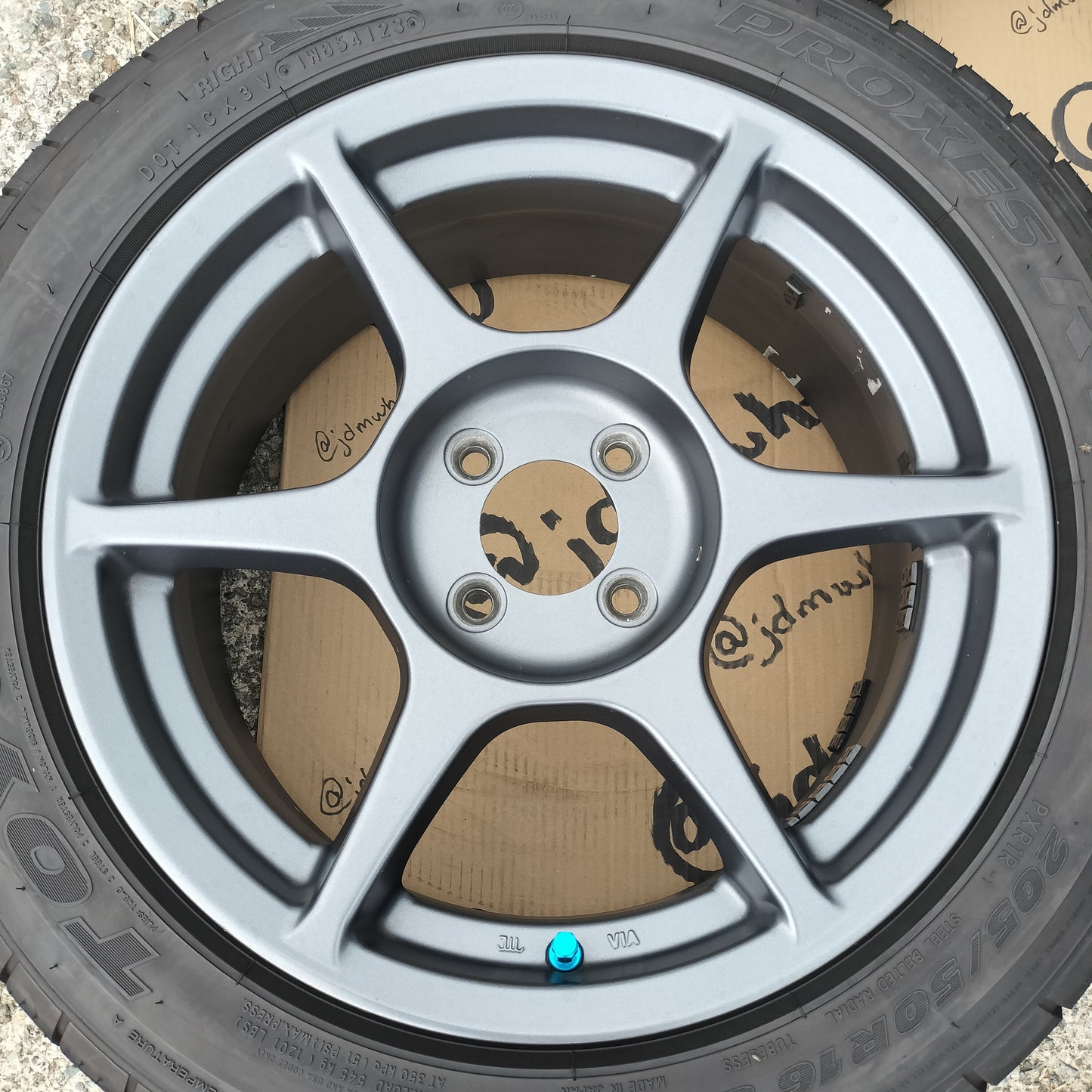 Buddy Club P1 Racing 16x7+43 4x100