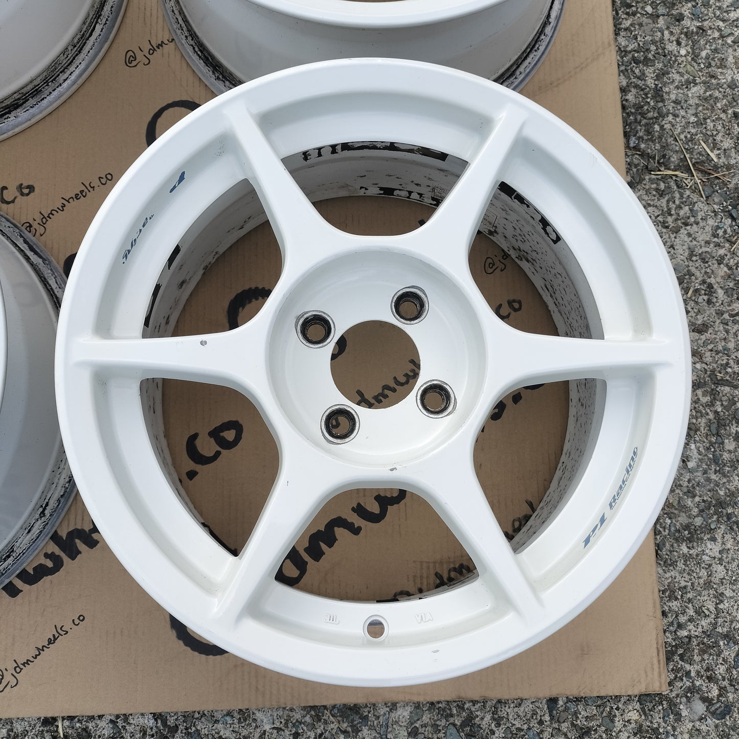 Buddy Club P1 Racing 15x7+38 4x100