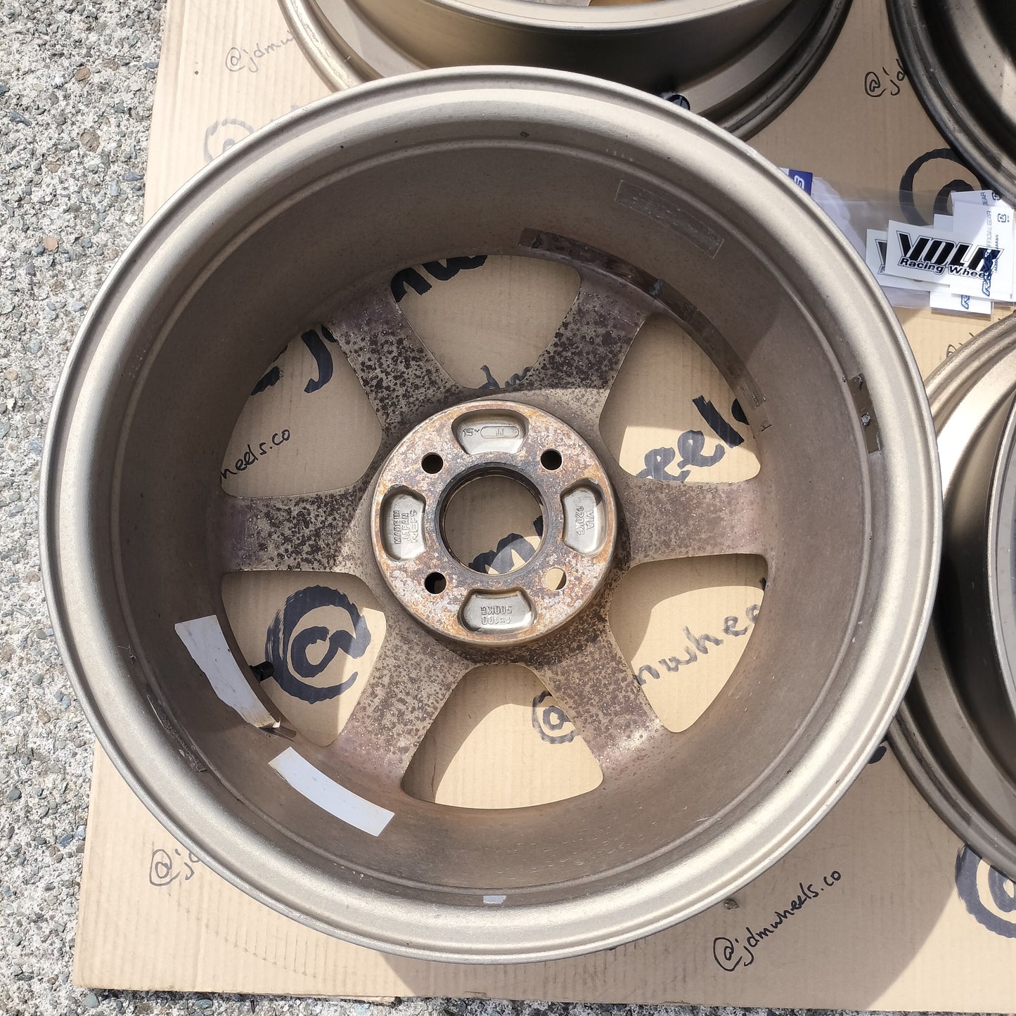Rays Volk TE37 15x6.5+35 4x100