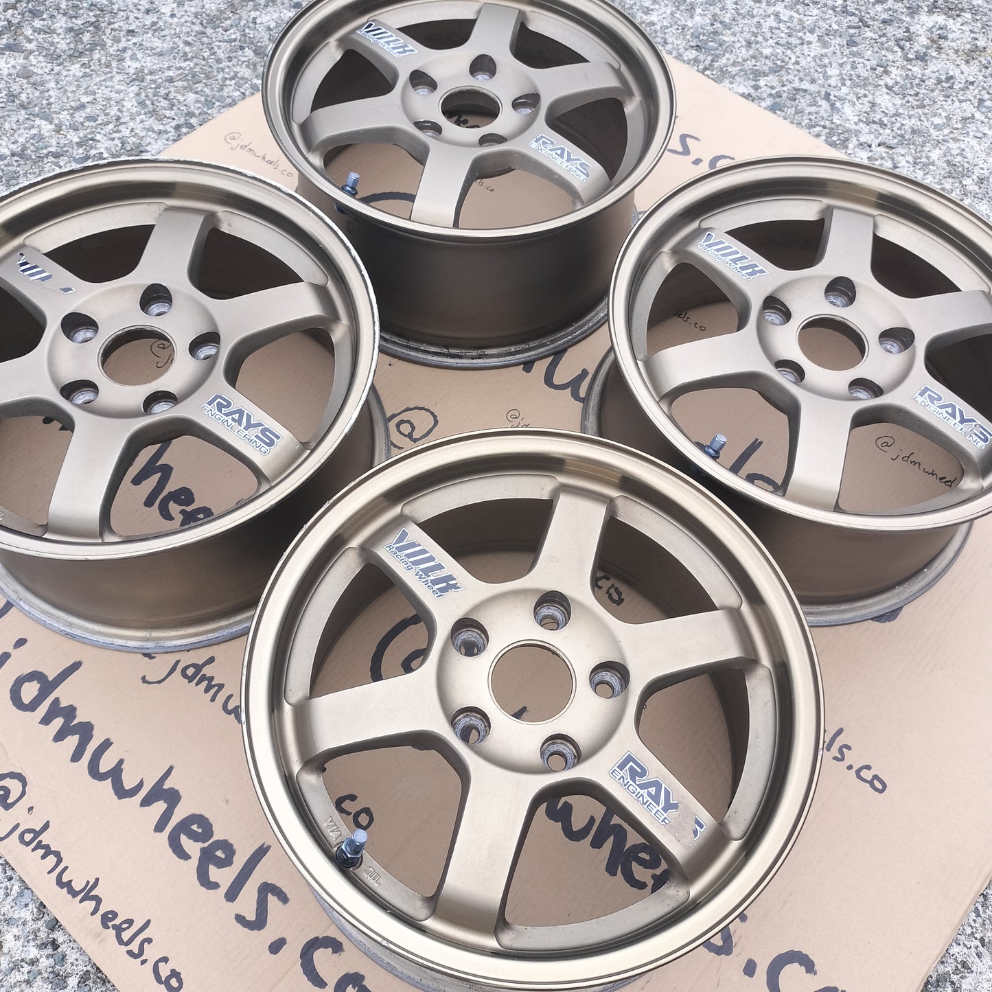 Rays Volk Racing TE37 15x7+43 5x114.3