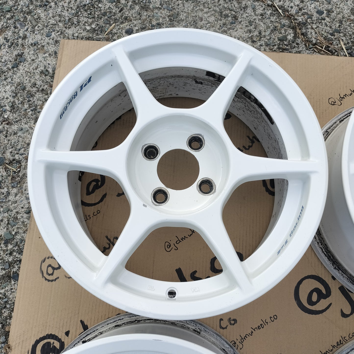 Buddy Club P1 Racing 15x7+38 4x100