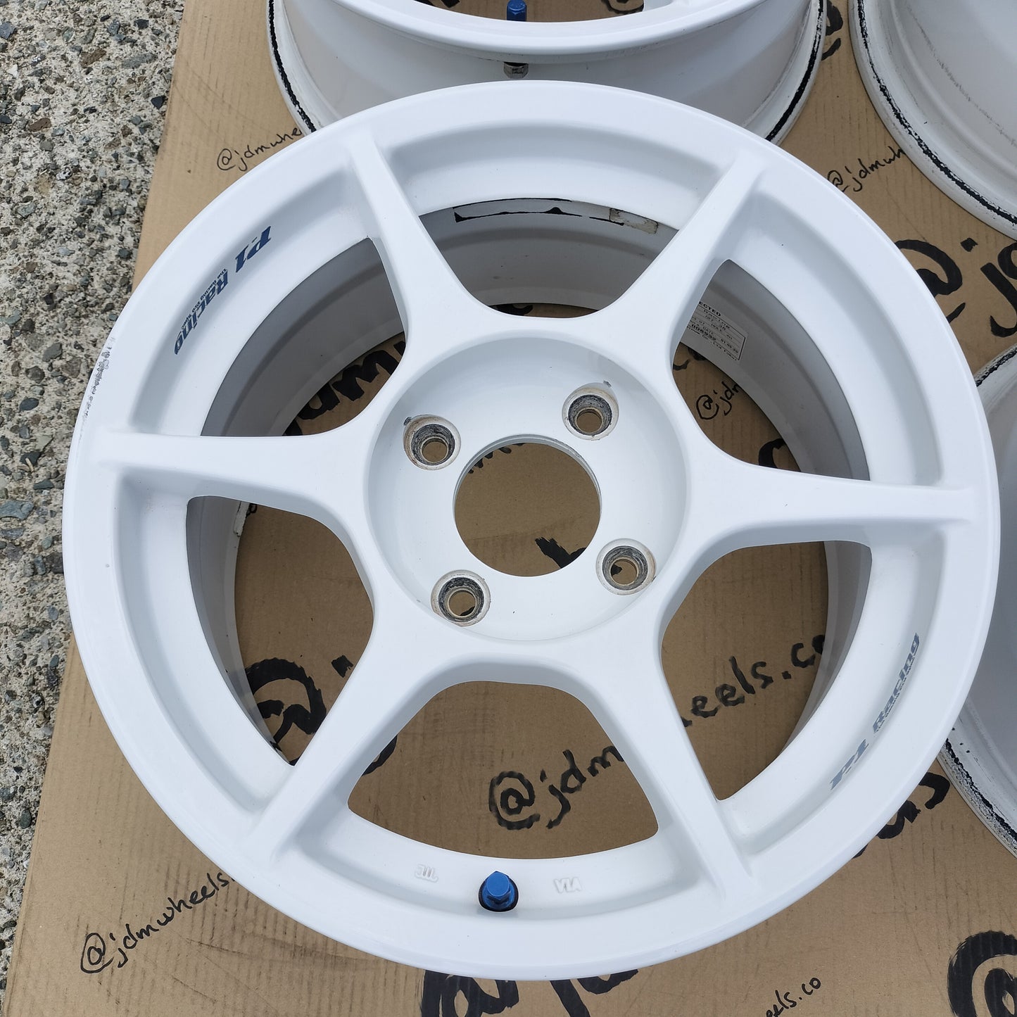 Buddy Club P1 Racing 15x7+38 4x114.3