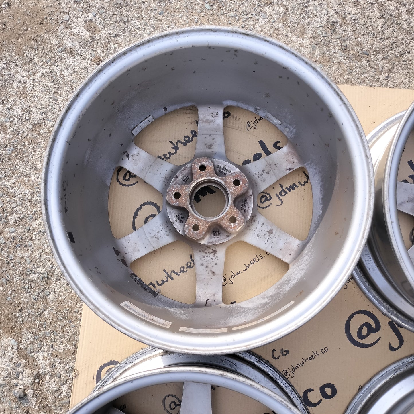 Rays Volk TE37 17x8.5+30 5x114.3