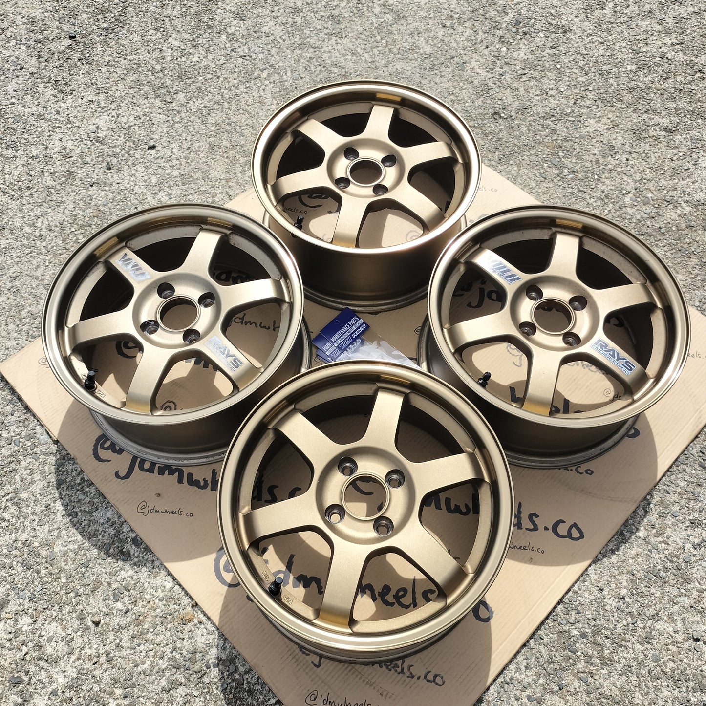 Rays Volk TE37 15x6.5+35 4x100