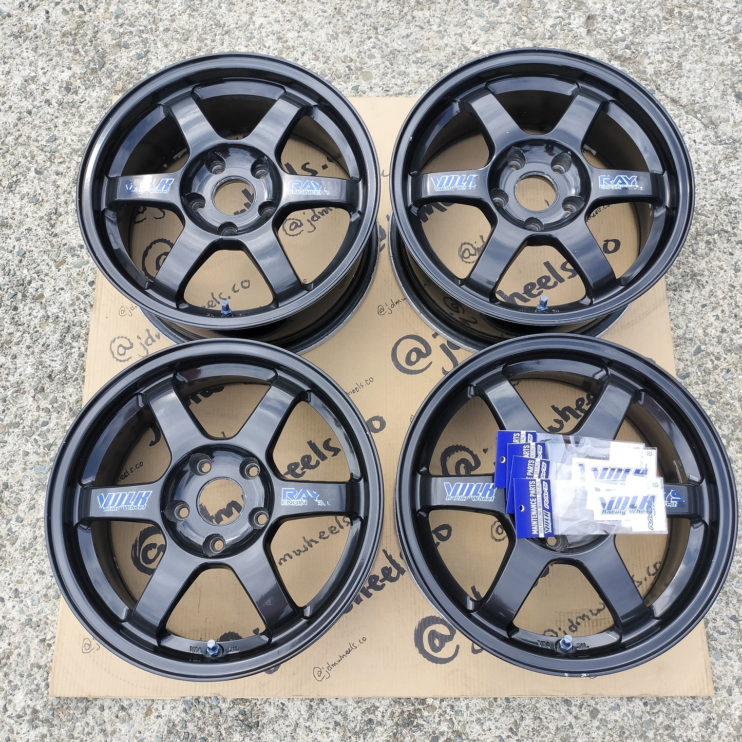 Rays Volk Racing TE37 16x7+33 5x114.3