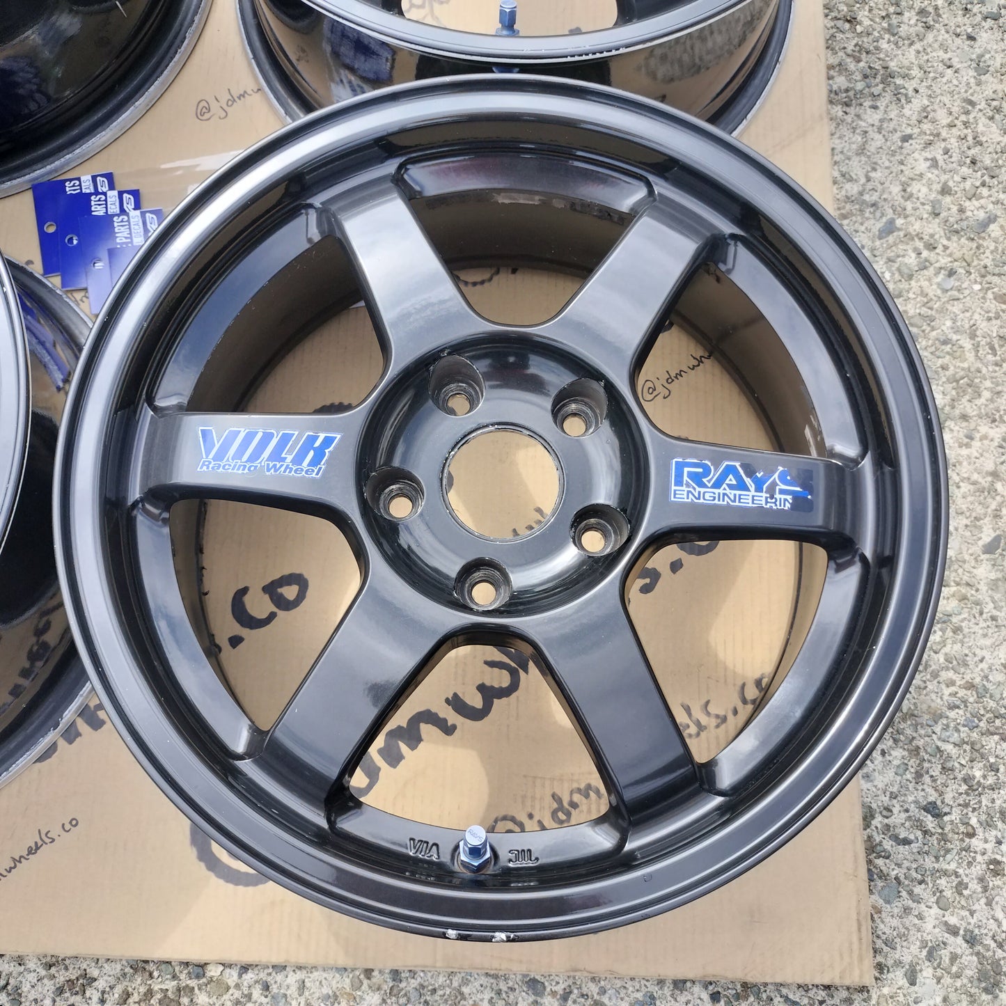 Rays Volk Racing TE37 16x7+33 5x114.3