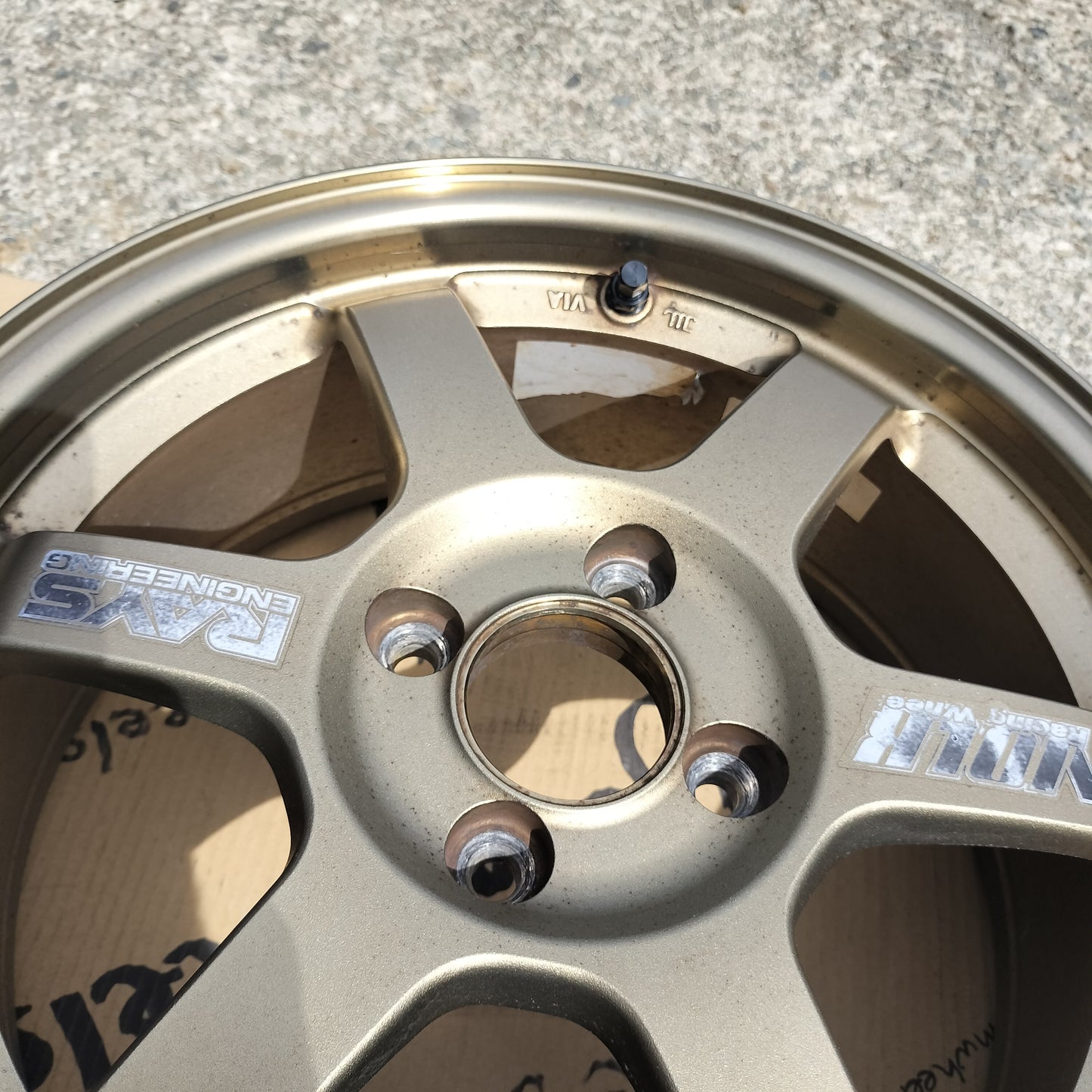 Rays Volk TE37 15x6.5+35 4x100