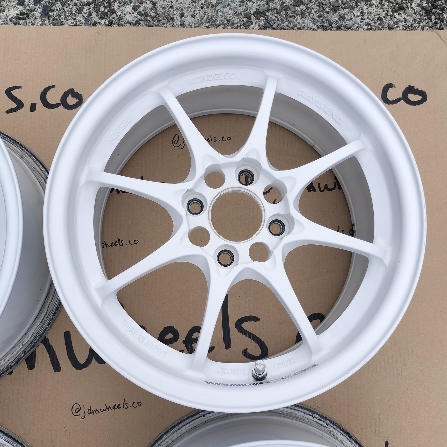 Volk Rays CE28N 15x7+43 4x100