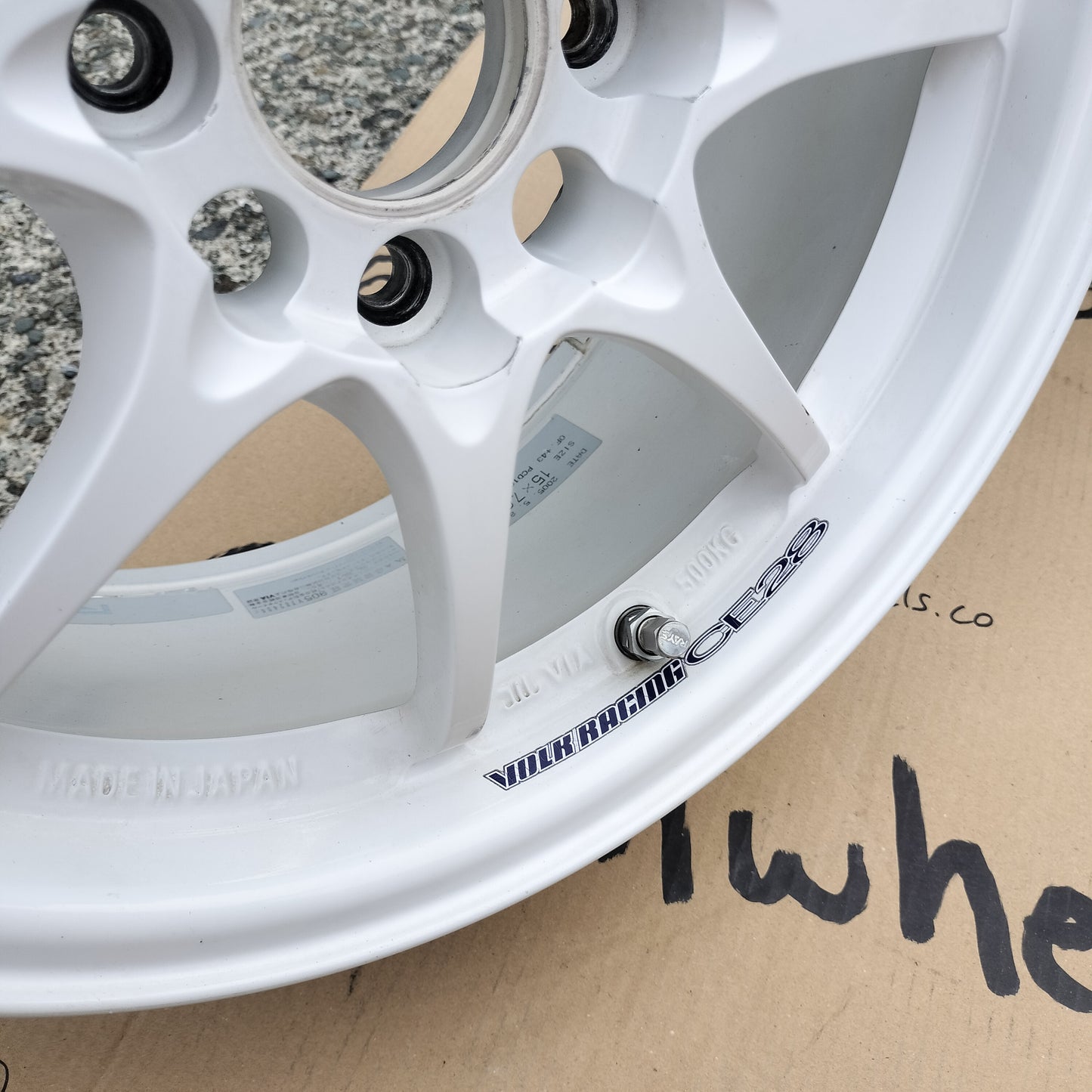 Volk Rays CE28N 15x7+43 4x100