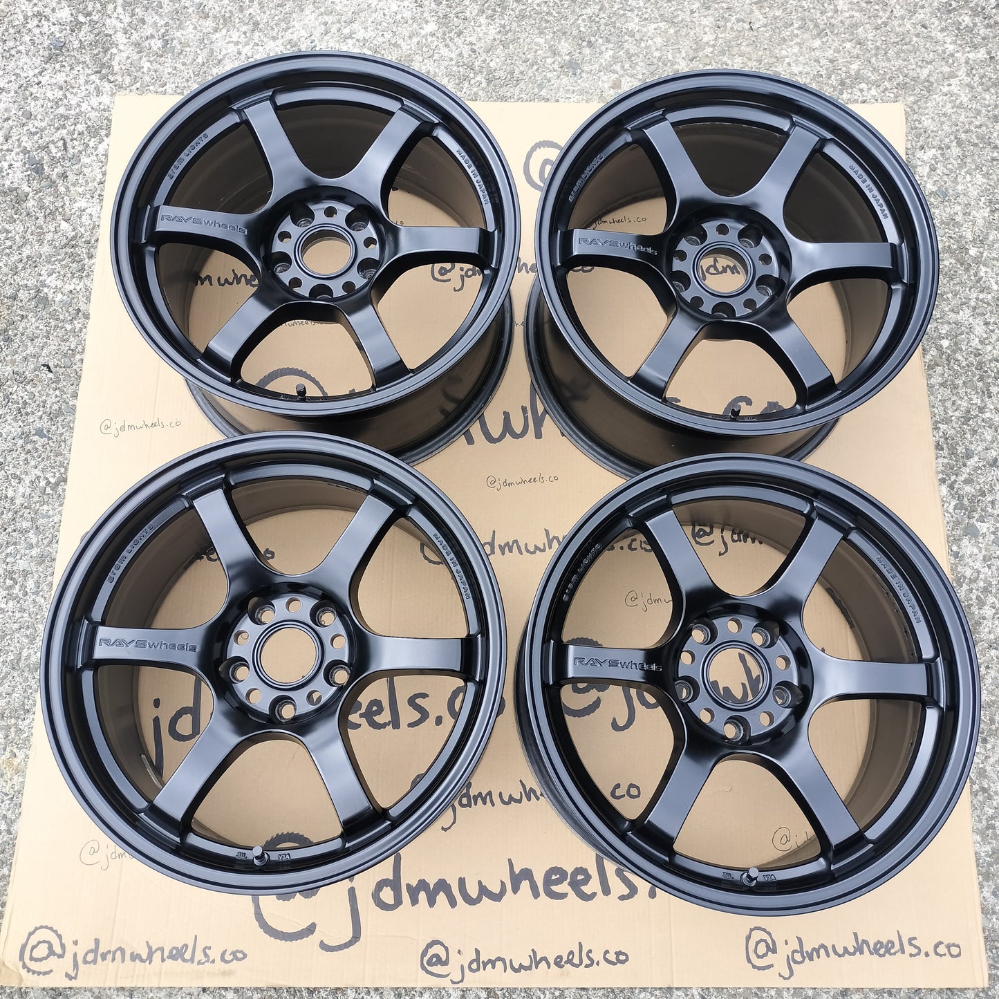 Rays Gram Lights 57DR 17x9+22 5x114.3