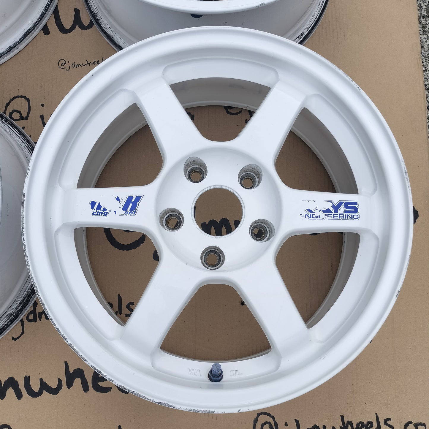 Rays Volk Racing TE37 16x7+33 5x114.3