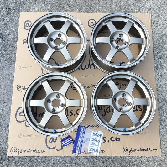 Rays Volk TE37 16x7+33 4x100