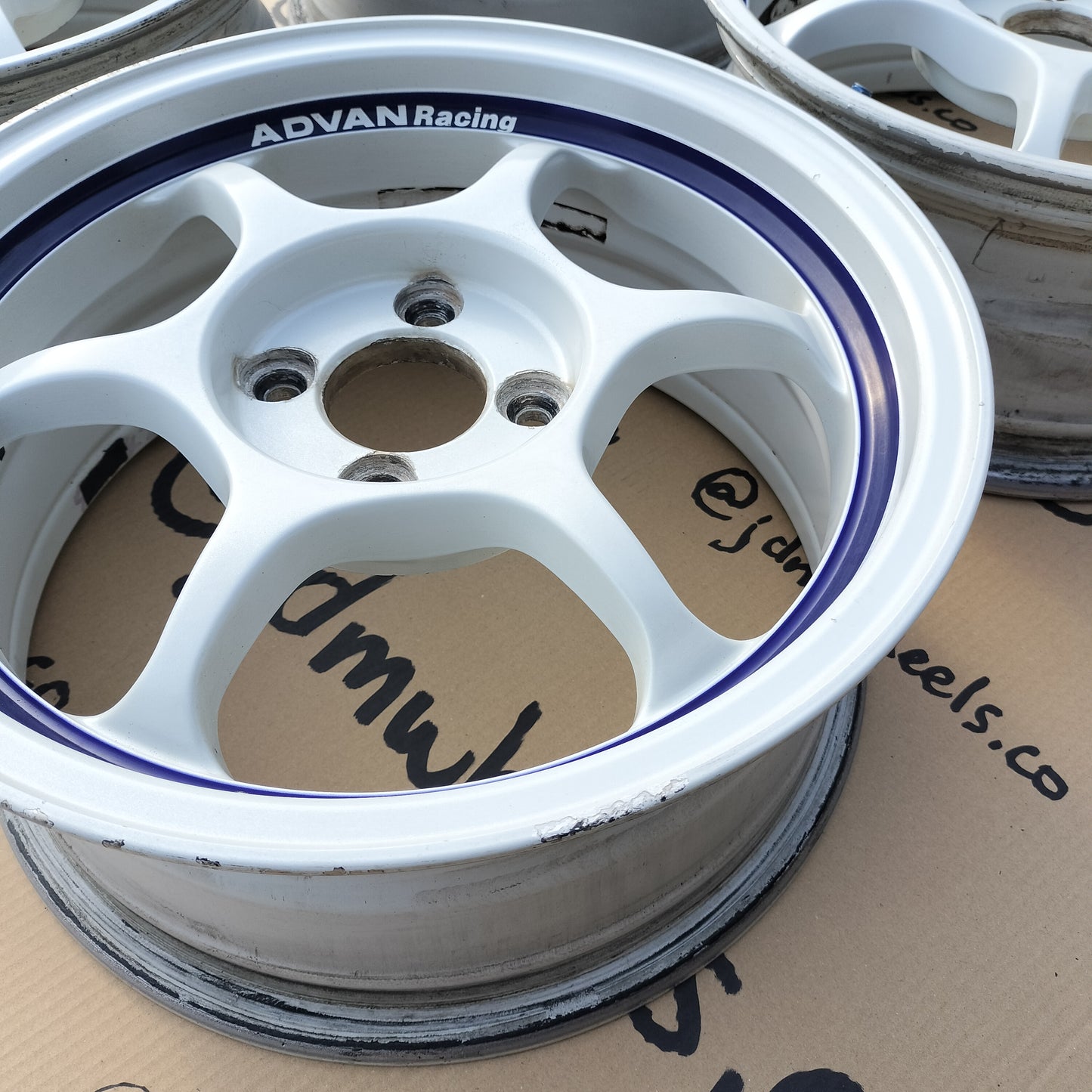 Advan Racing RG 15x6.5+35 4x100