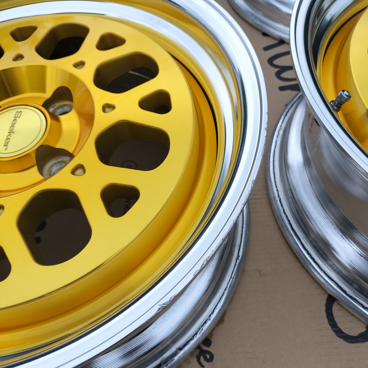 Work Seeker GX 16x7+27 4x100