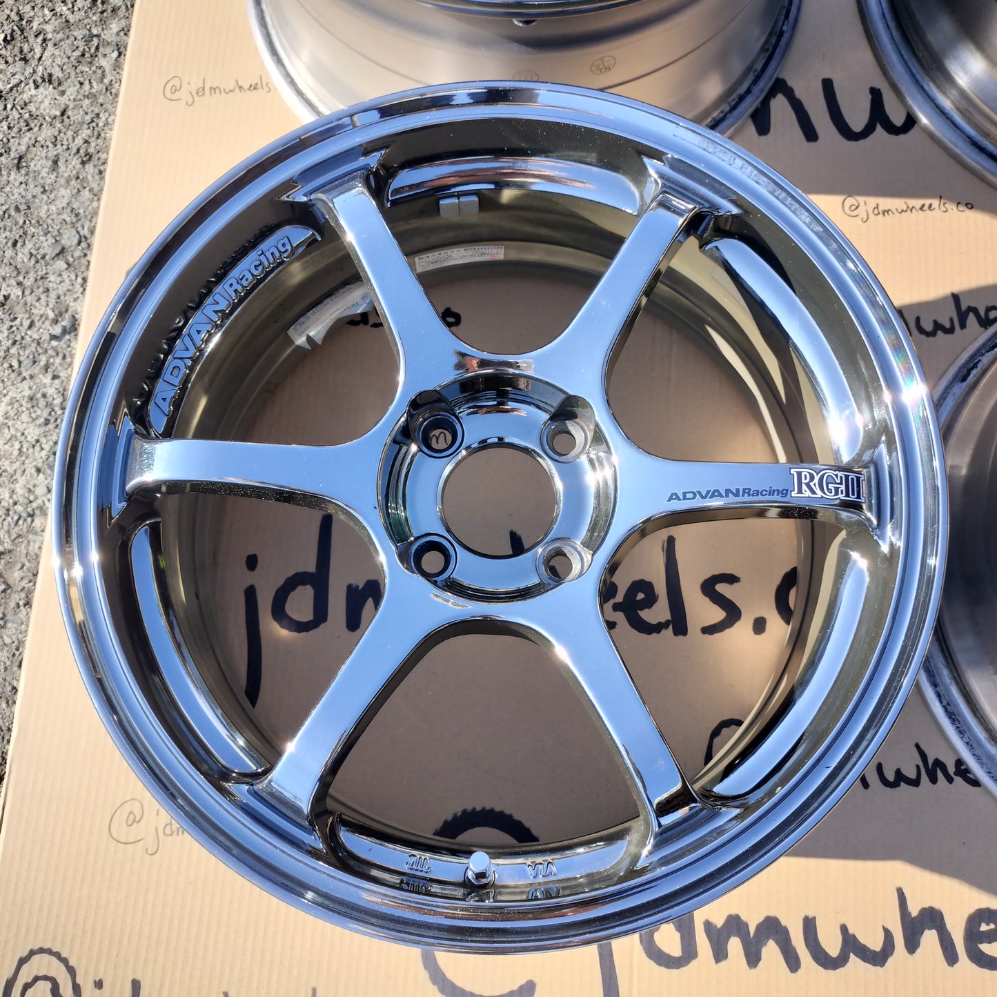 Advan Racing RGII 16x7+35 & 16x8+38 4x100
