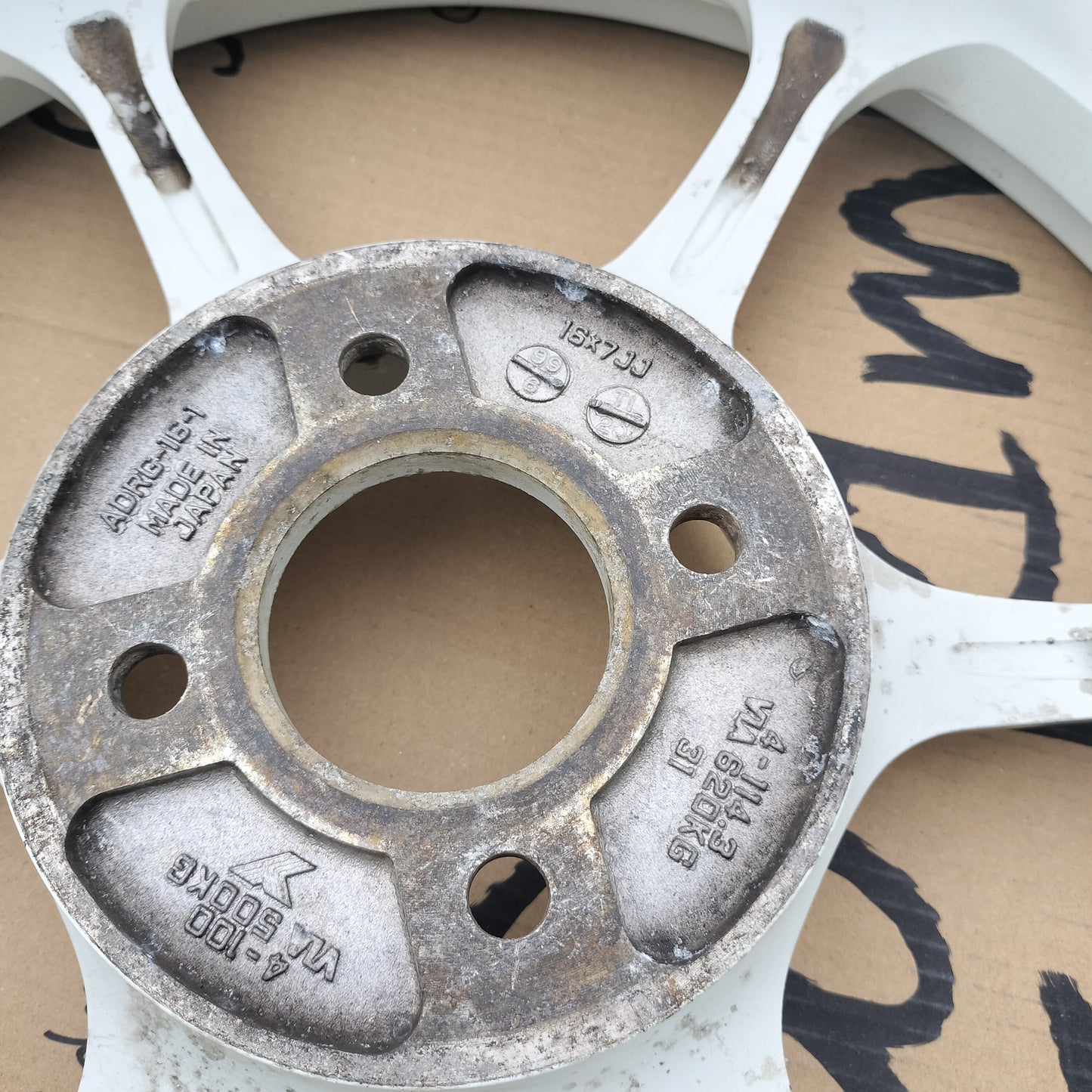 Advan RG 16x7+31 4x100