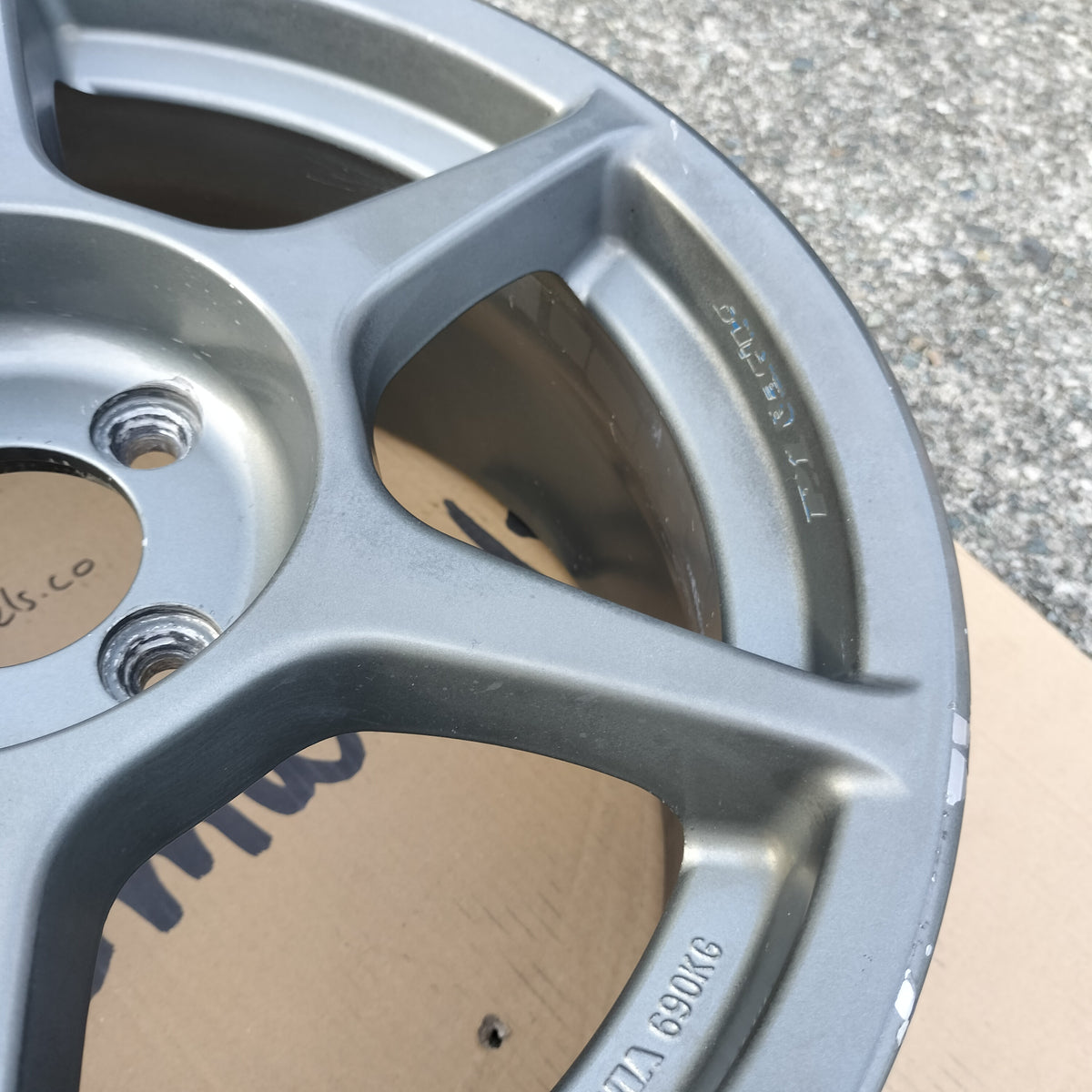 COMING SOON: Buddy Club P1 Racing 16x7+35 4x100