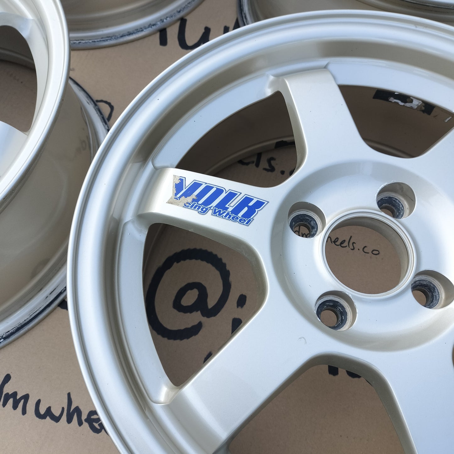 Rays Volk Racing TE37 15x6.5+35 4x100