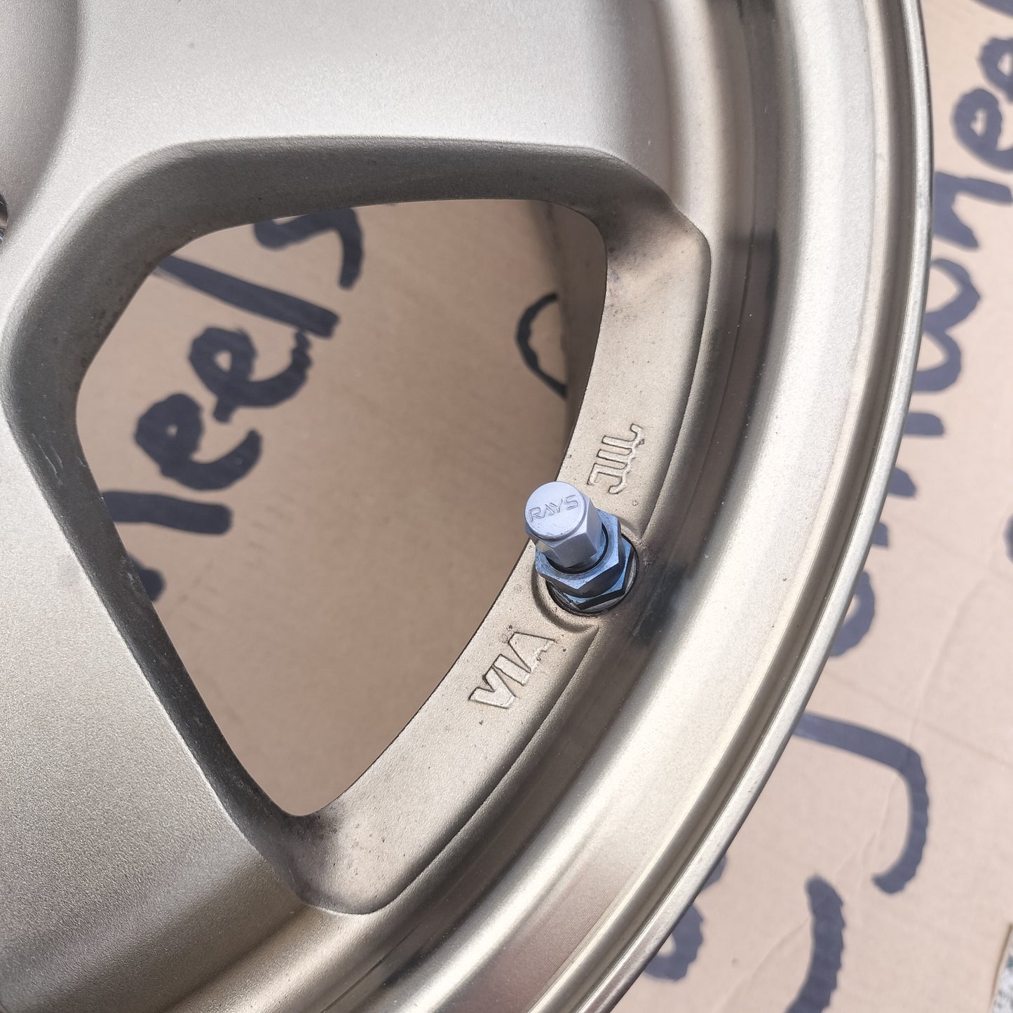 Rays Volk Racing TE37 15x7+43 5x114.3