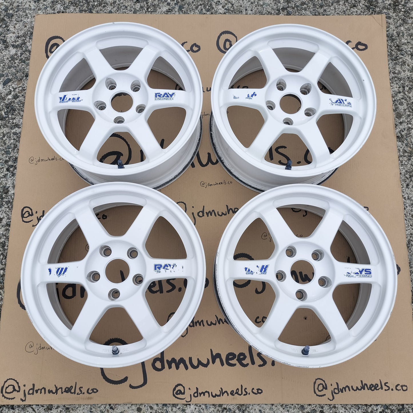 Rays Volk Racing TE37 16x7+33 5x114.3