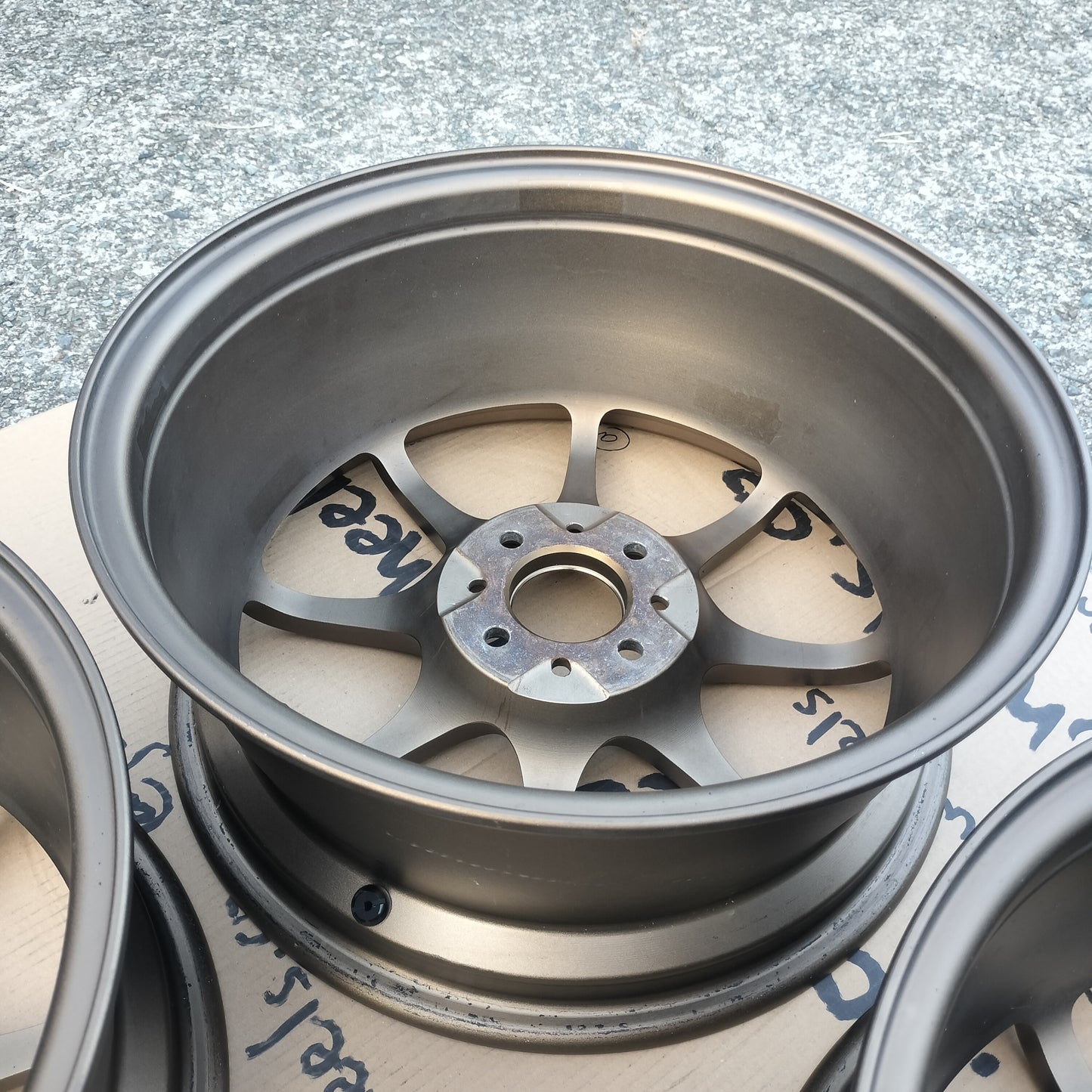 Rays Volk Racing CE28N 16x7+42 4x100
