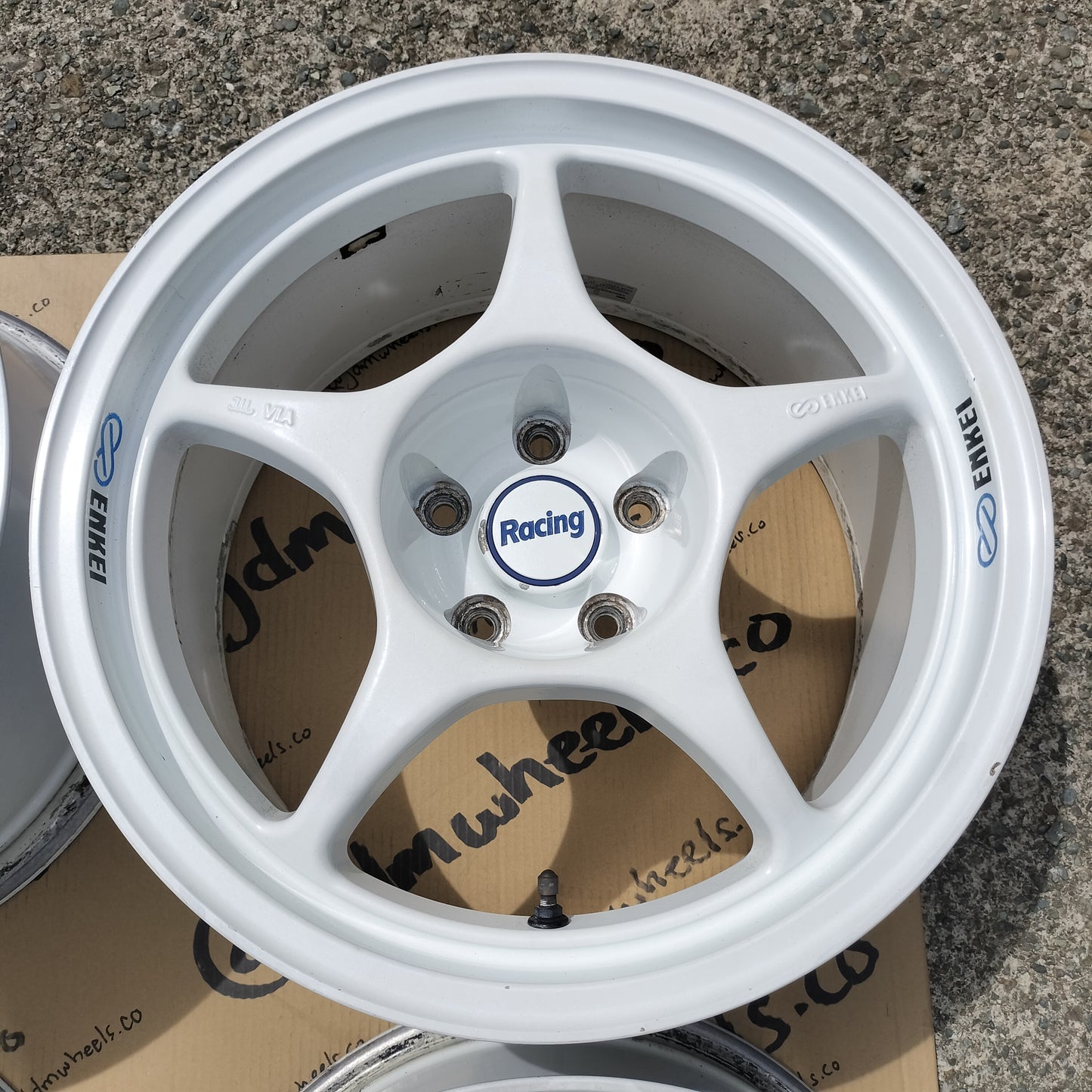 Enkei RP01 17x9+22 5x114.3