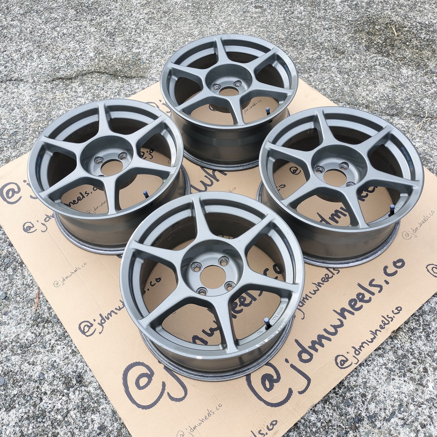 Buddy Club P1 Racing 16x7+20 4x100