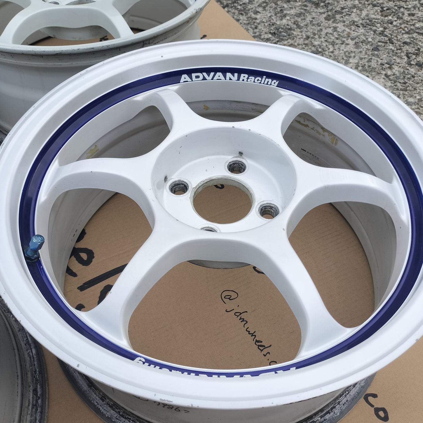 Advan RG 16x7+31 4x100