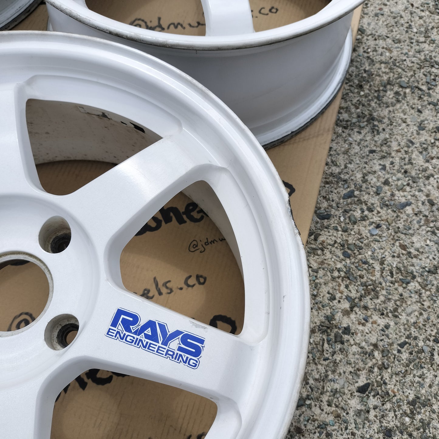 Rays Volk Racing TE37 17x7.5+30 4x114.3