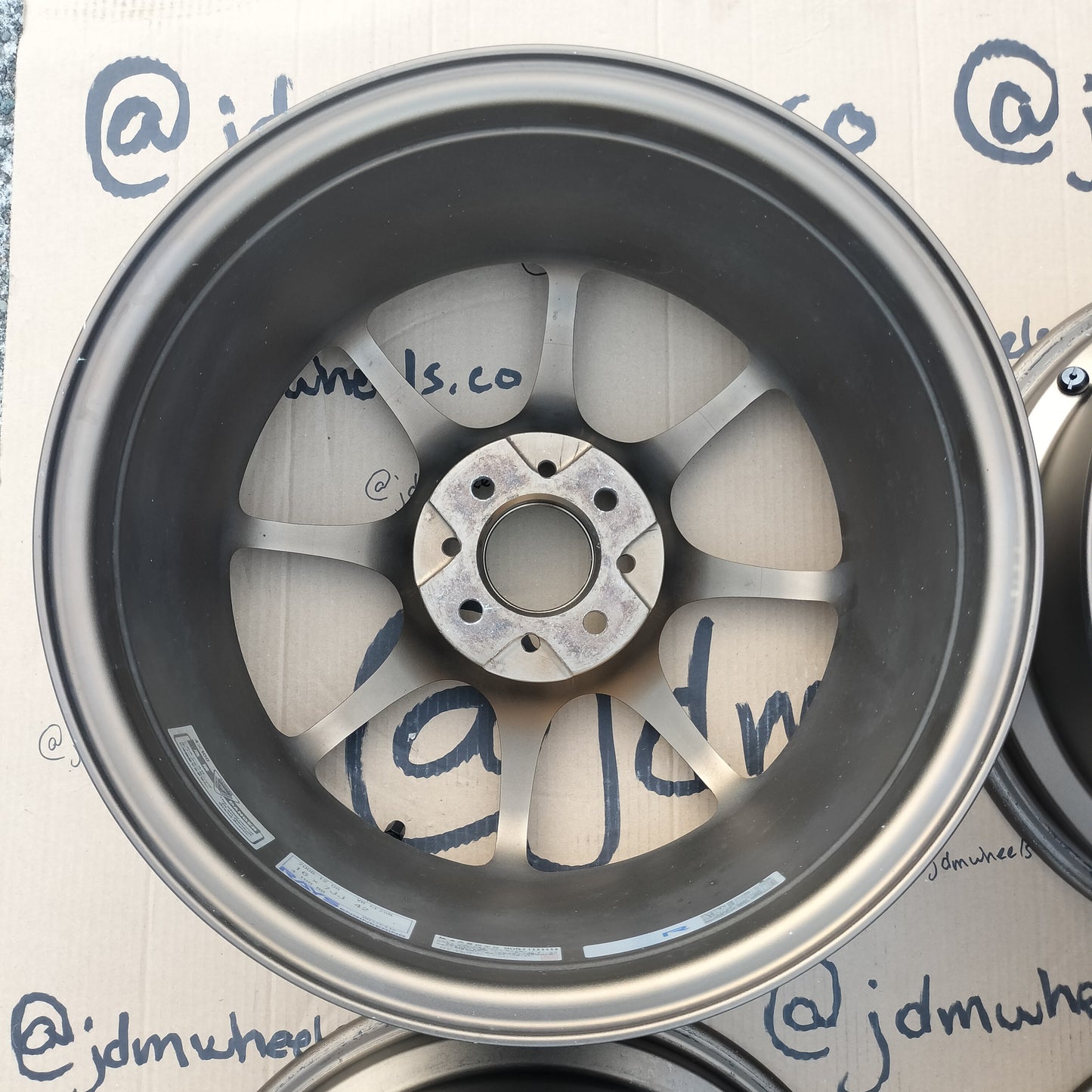 Rays Volk Racing CE28N 16x7+42 4x100