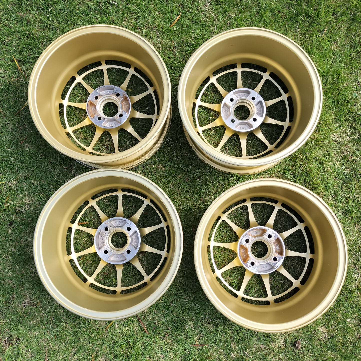 Enkei NT03 15x7+35 4x100