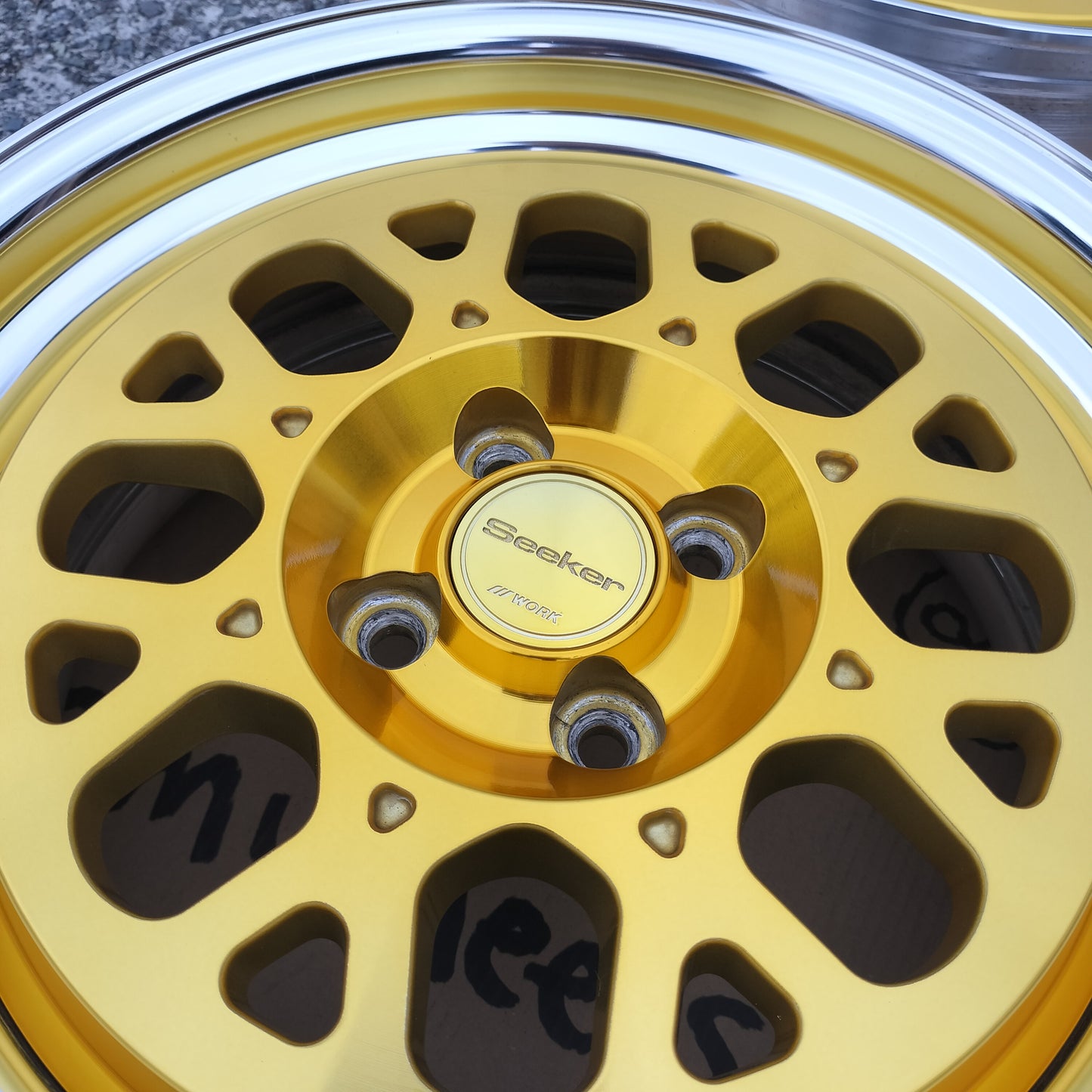 Work Seeker GX 16x7+27 4x100