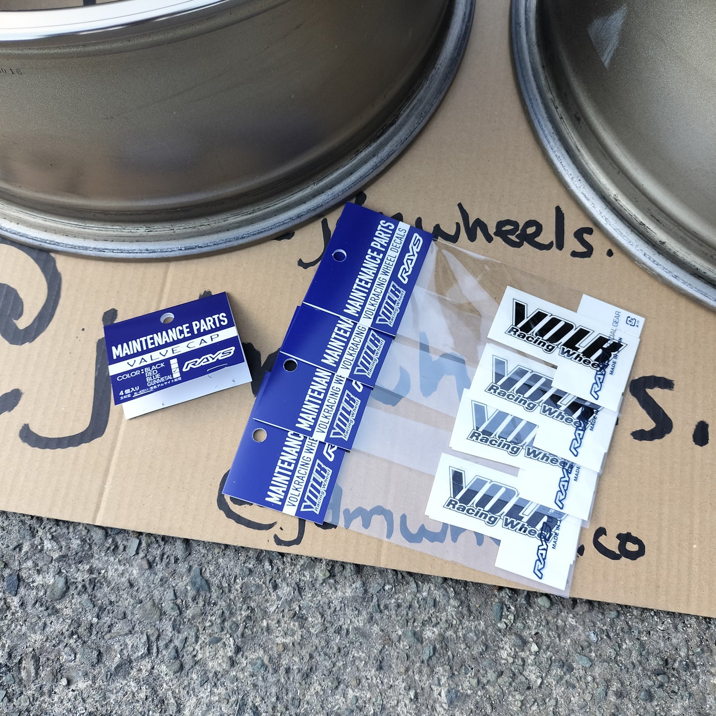 Rays Volk TE37 16x7+33 4x100