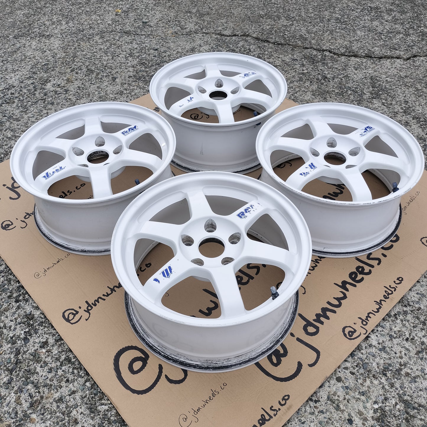 Rays Volk Racing TE37 16x7+33 5x114.3