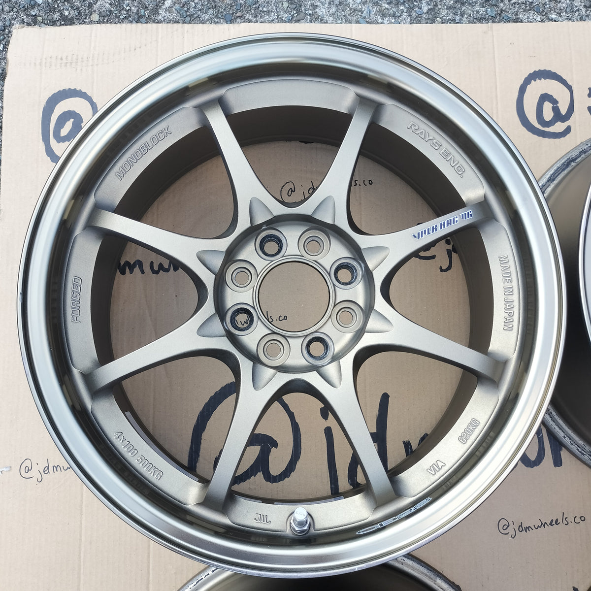 Rays Volk Racing CE28N 16x7+42 4x100