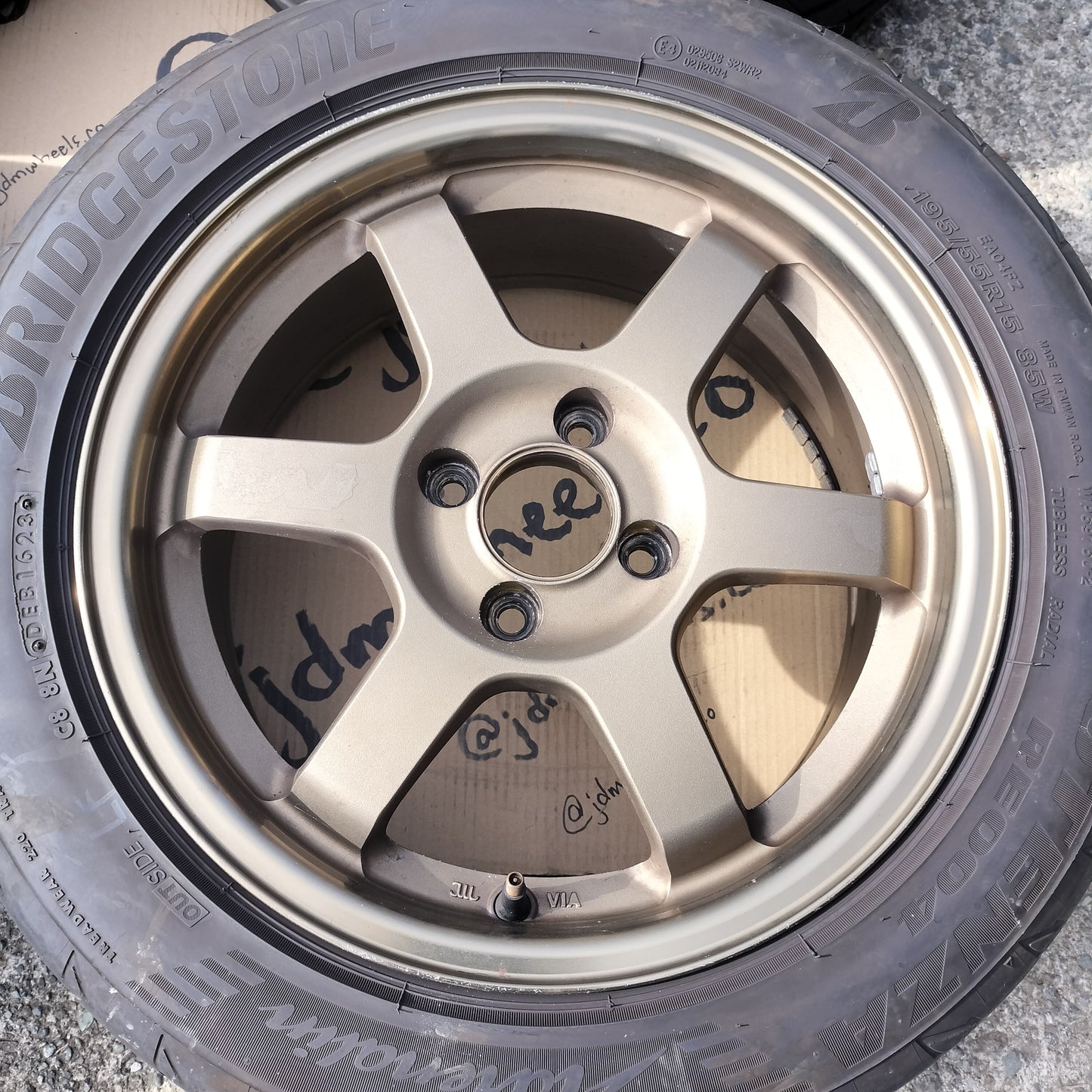 Rays Volk Racing TE37 15x7+35 4x100